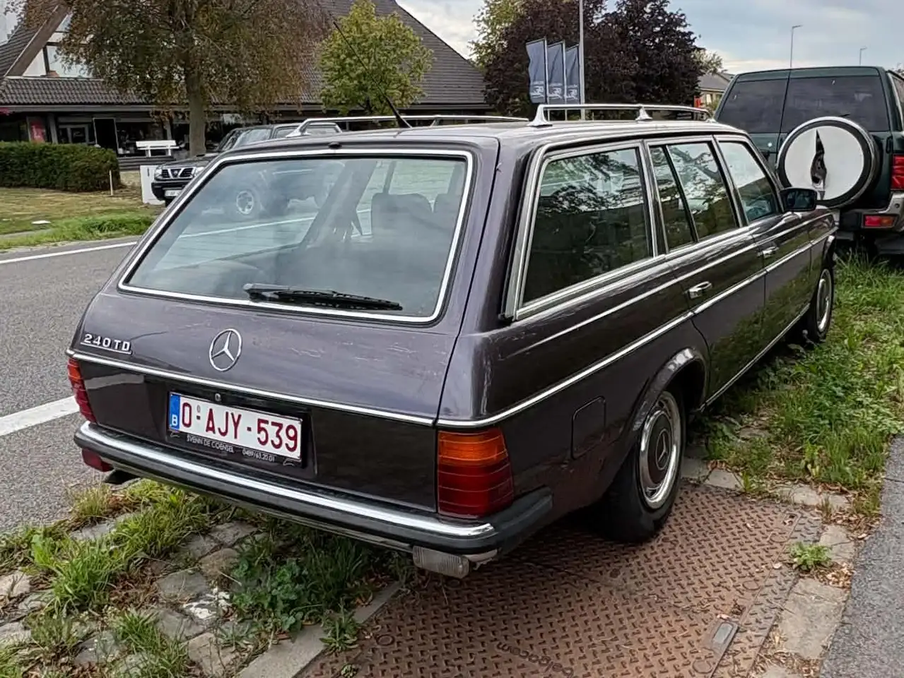 Mercedes-Benz 300 W123 300TD, foto 4