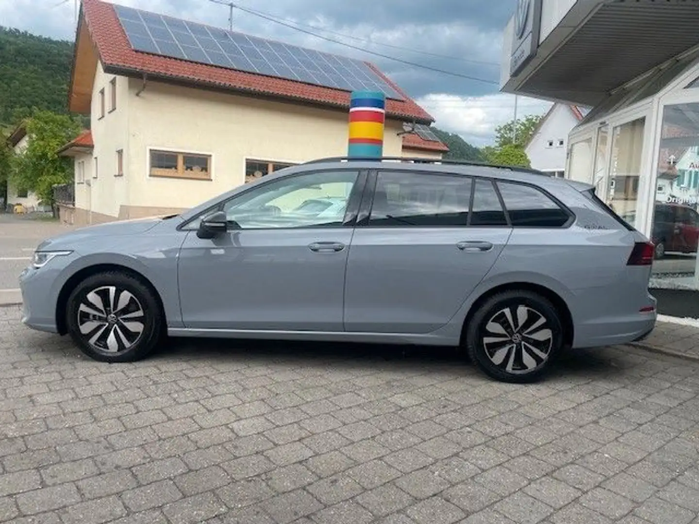 Volkswagen Golf VIII Var. 2.0 TDI GOAL/GAR./STHZ/AHK/RFK Gris - 2