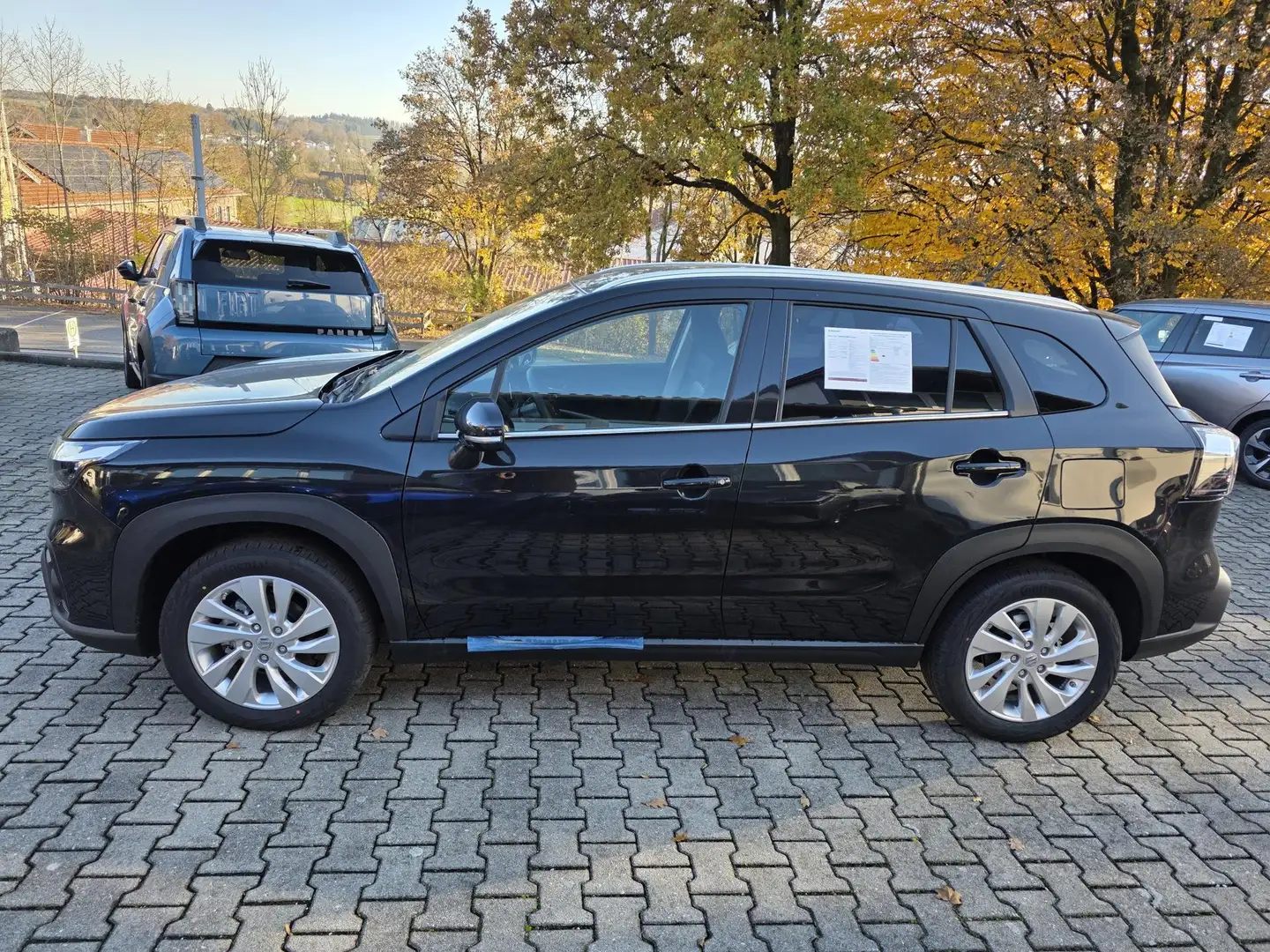 Suzuki S-Cross S-Cross 1.4 Comfort Automatik Hybrid | Sofort! Schwarz - 2