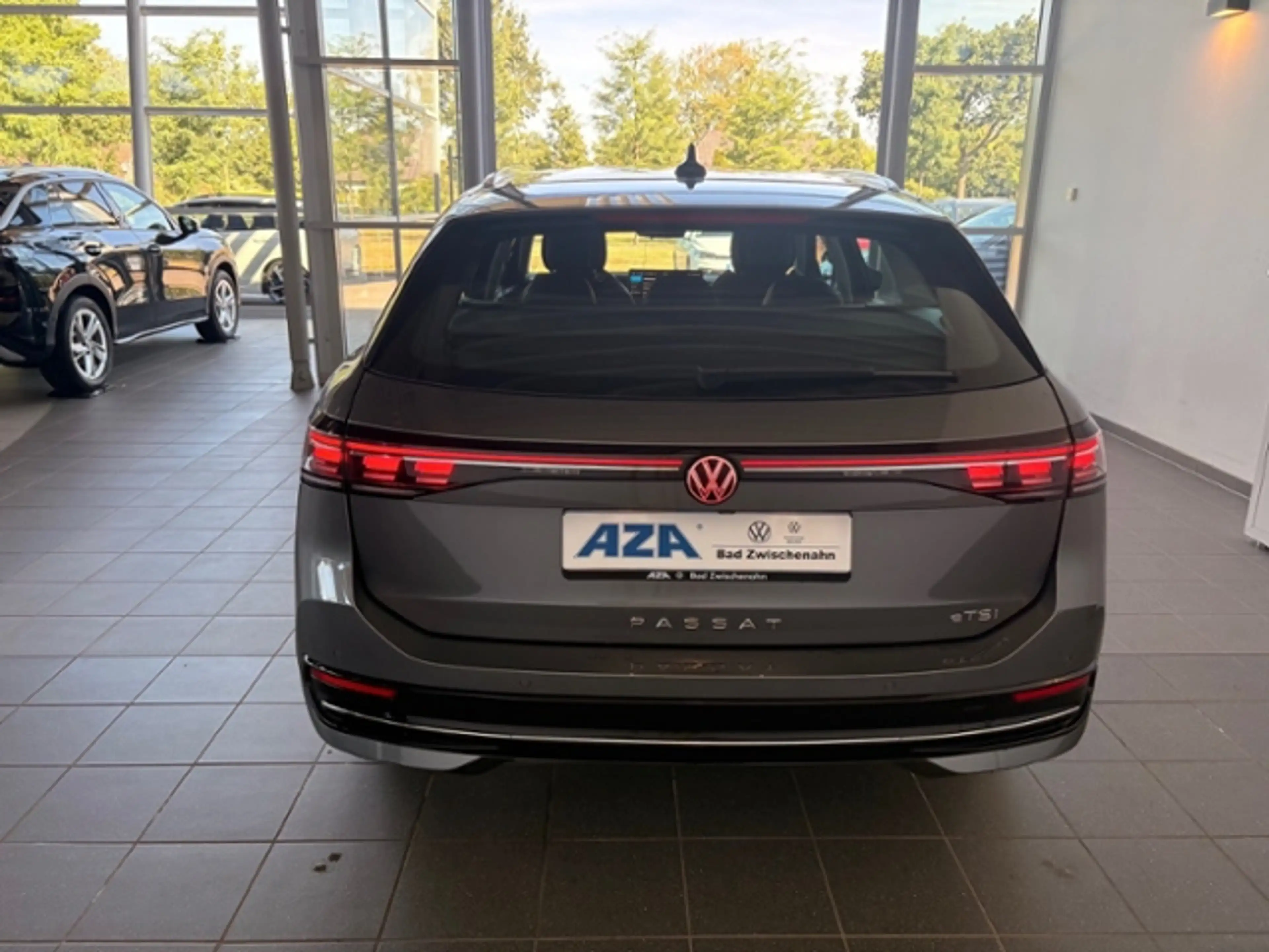 Volkswagen Passat Variant Elegance 1.5 eTSI AHK | NAVI | ACC | LED | KAMERA — photo 9