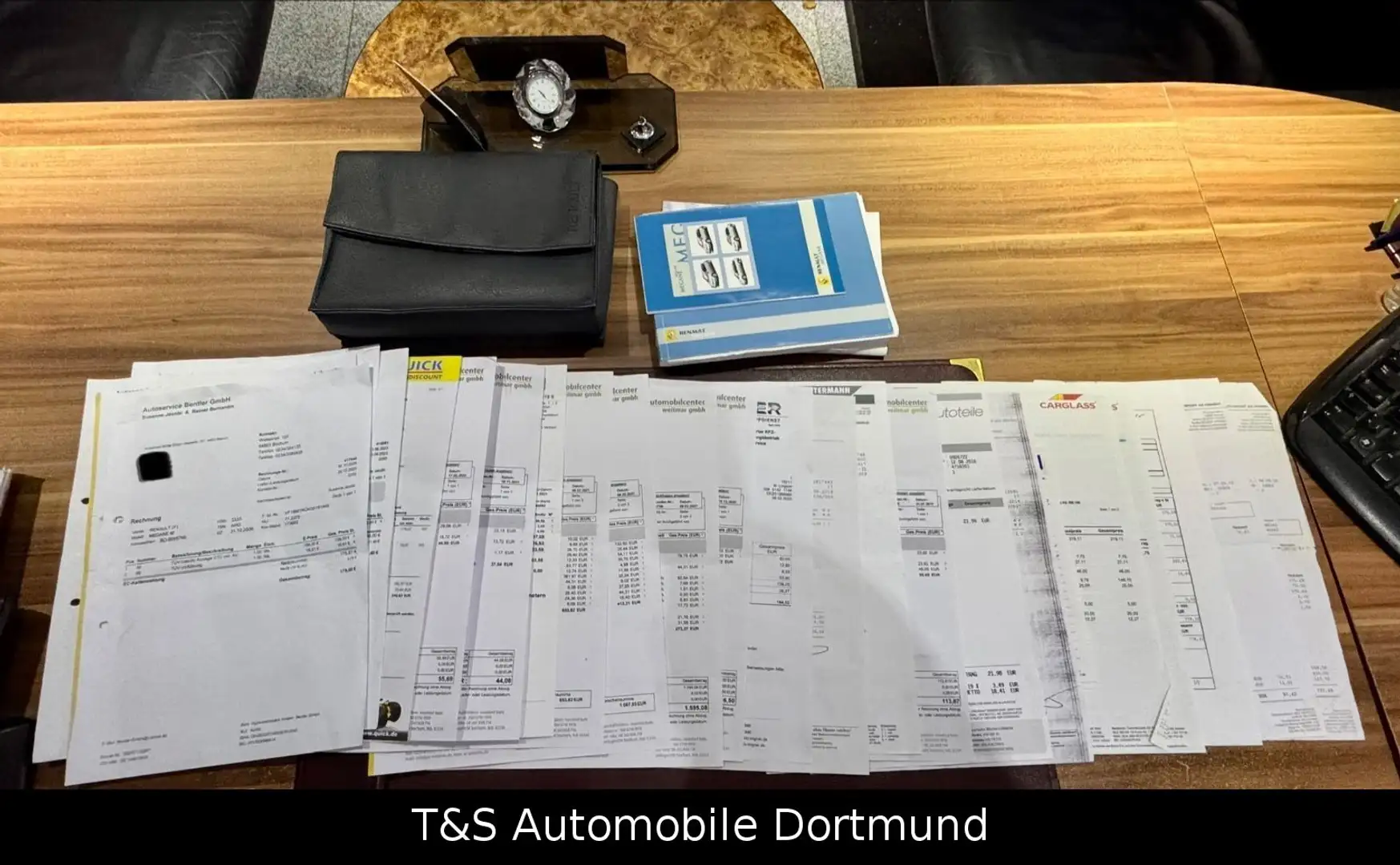 Renault Megane II 1.6 Lim. 5-trg. Dynamique Grau - 2