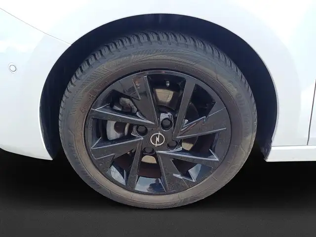 Opel Corsa view 8
