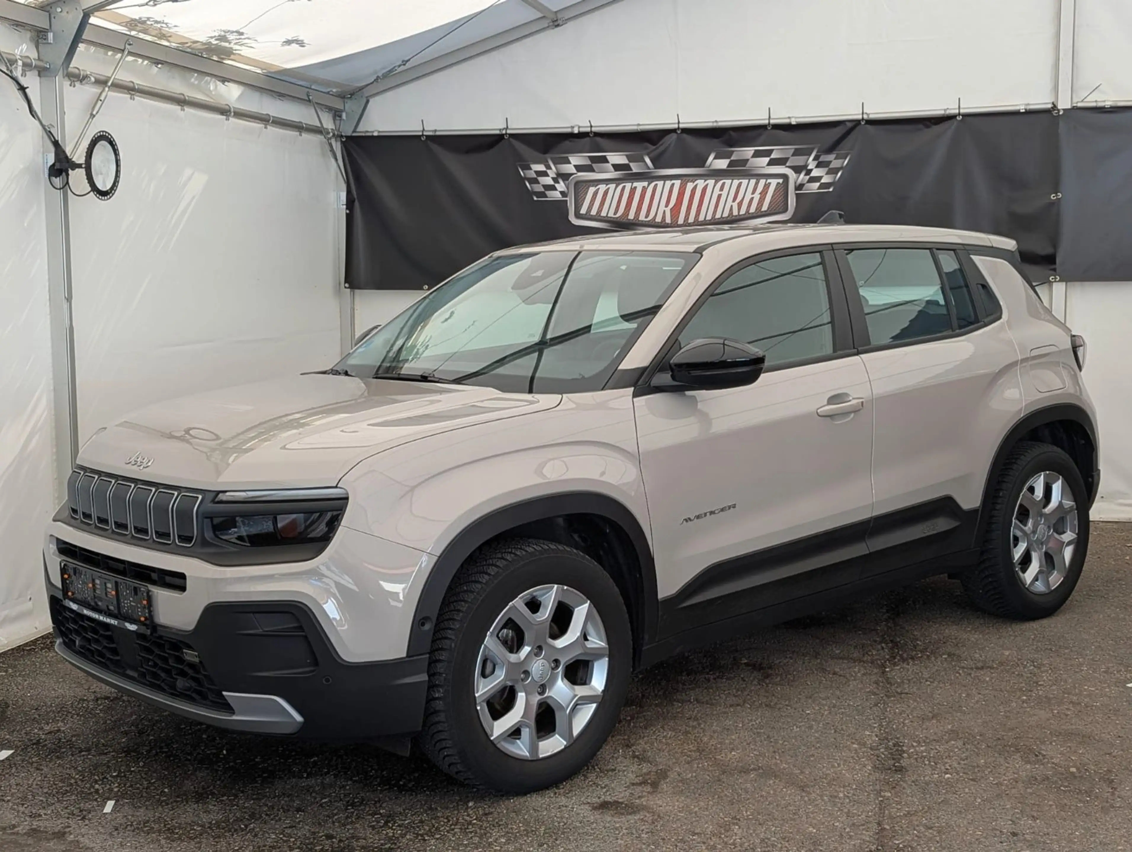 Jeep Avenger Altitude /Totwinkel/PDC/Carplay/LED — photo 2
