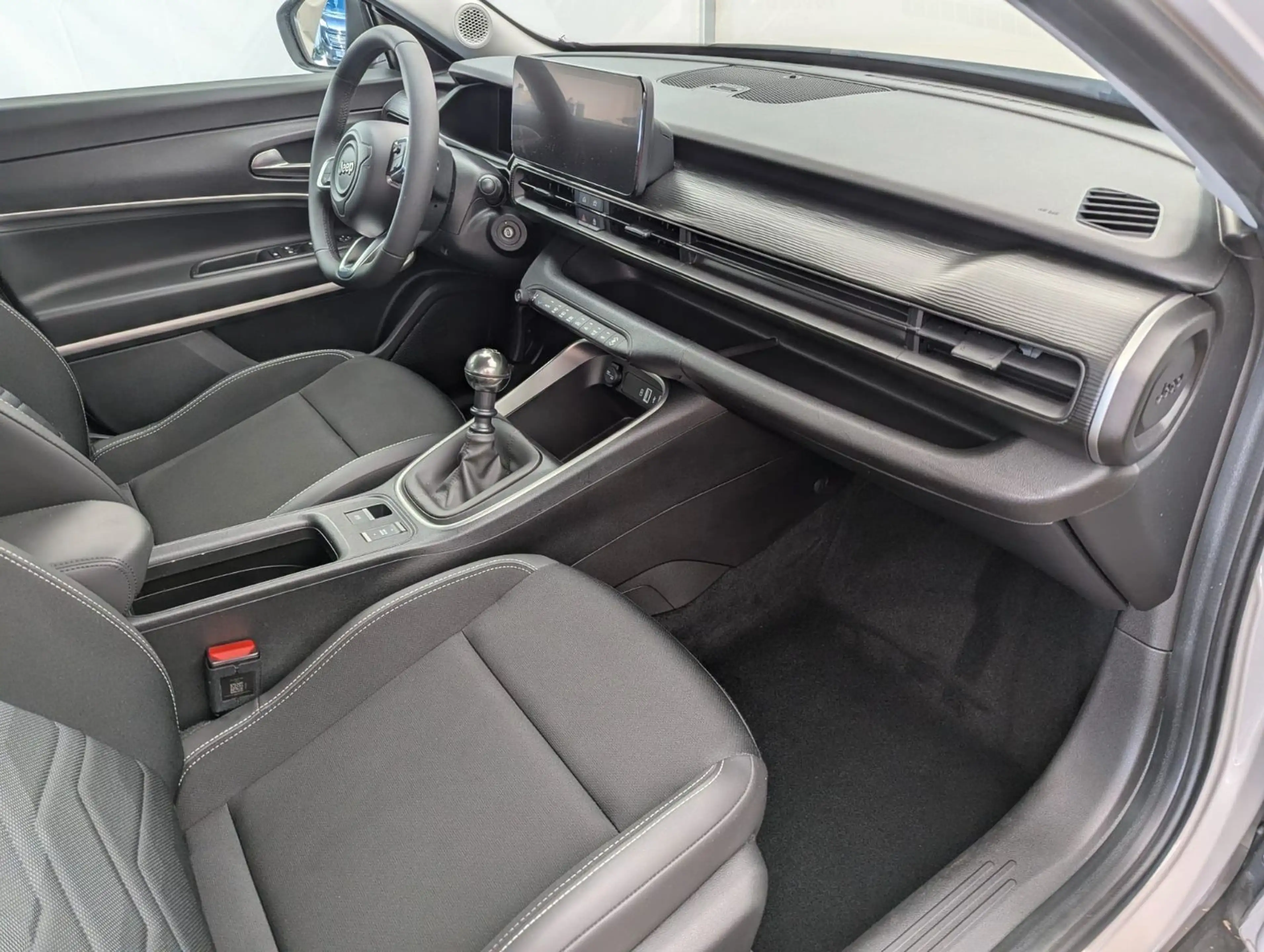 Jeep Avenger Altitude /Totwinkel/PDC/Carplay/LED — photo 12