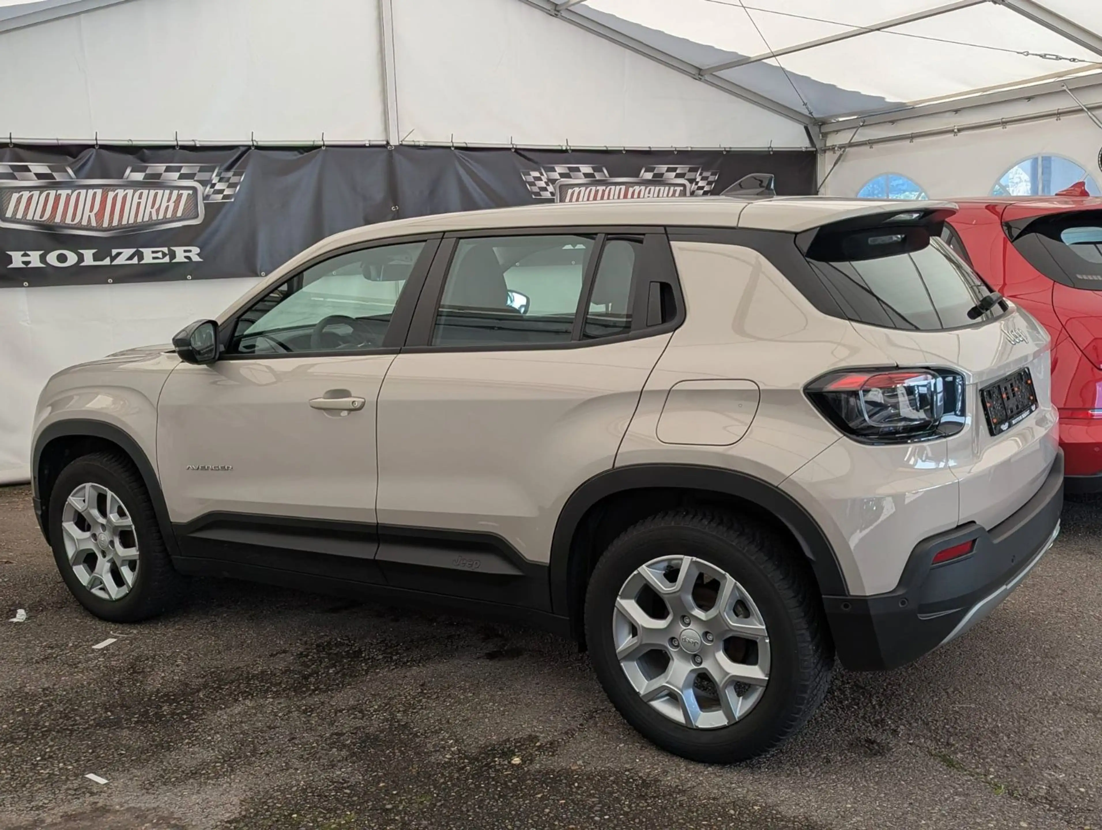 Jeep Avenger Altitude /Totwinkel/PDC/Carplay/LED — photo 4