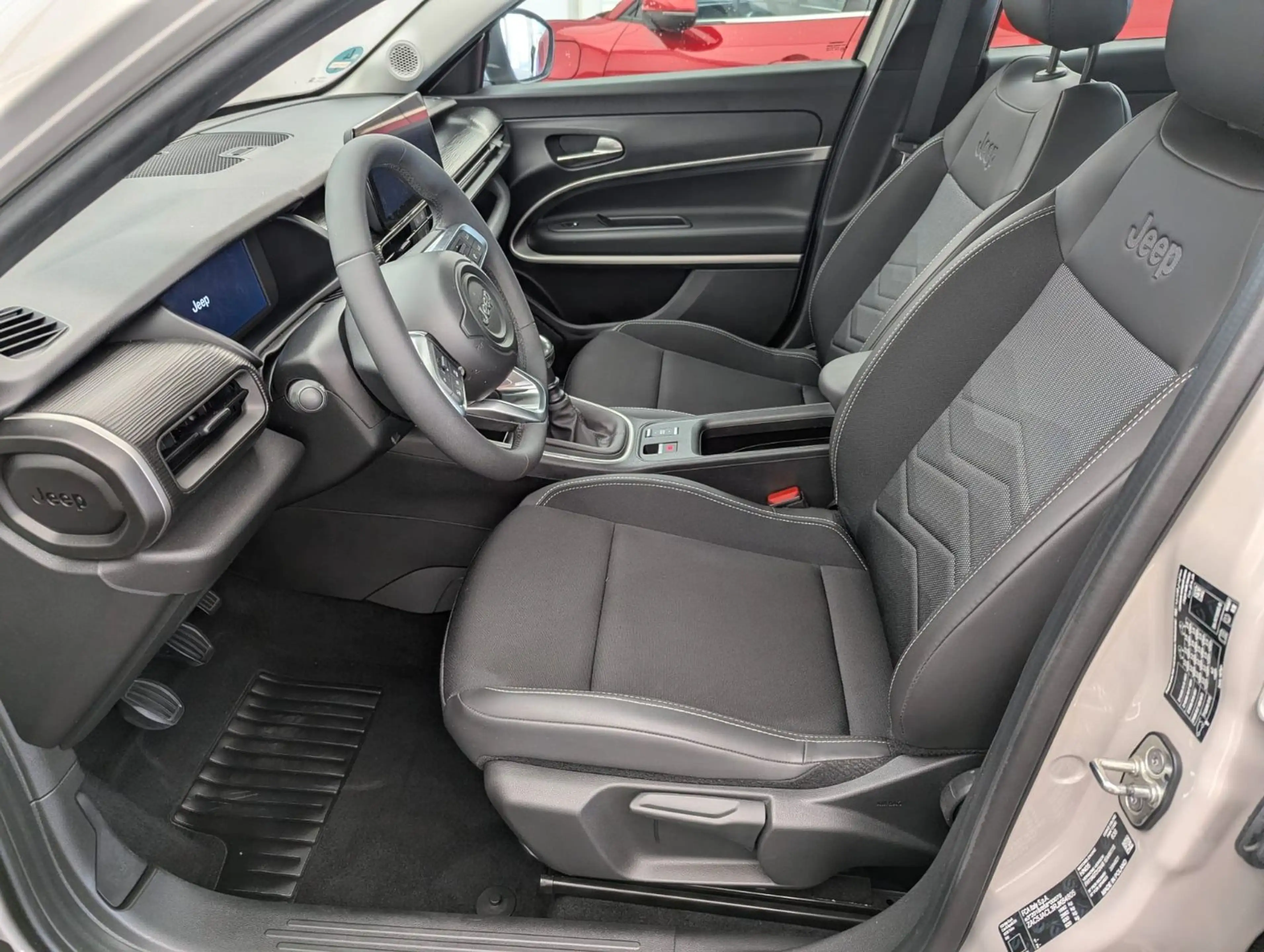 Jeep Avenger Altitude /Totwinkel/PDC/Carplay/LED — photo 10