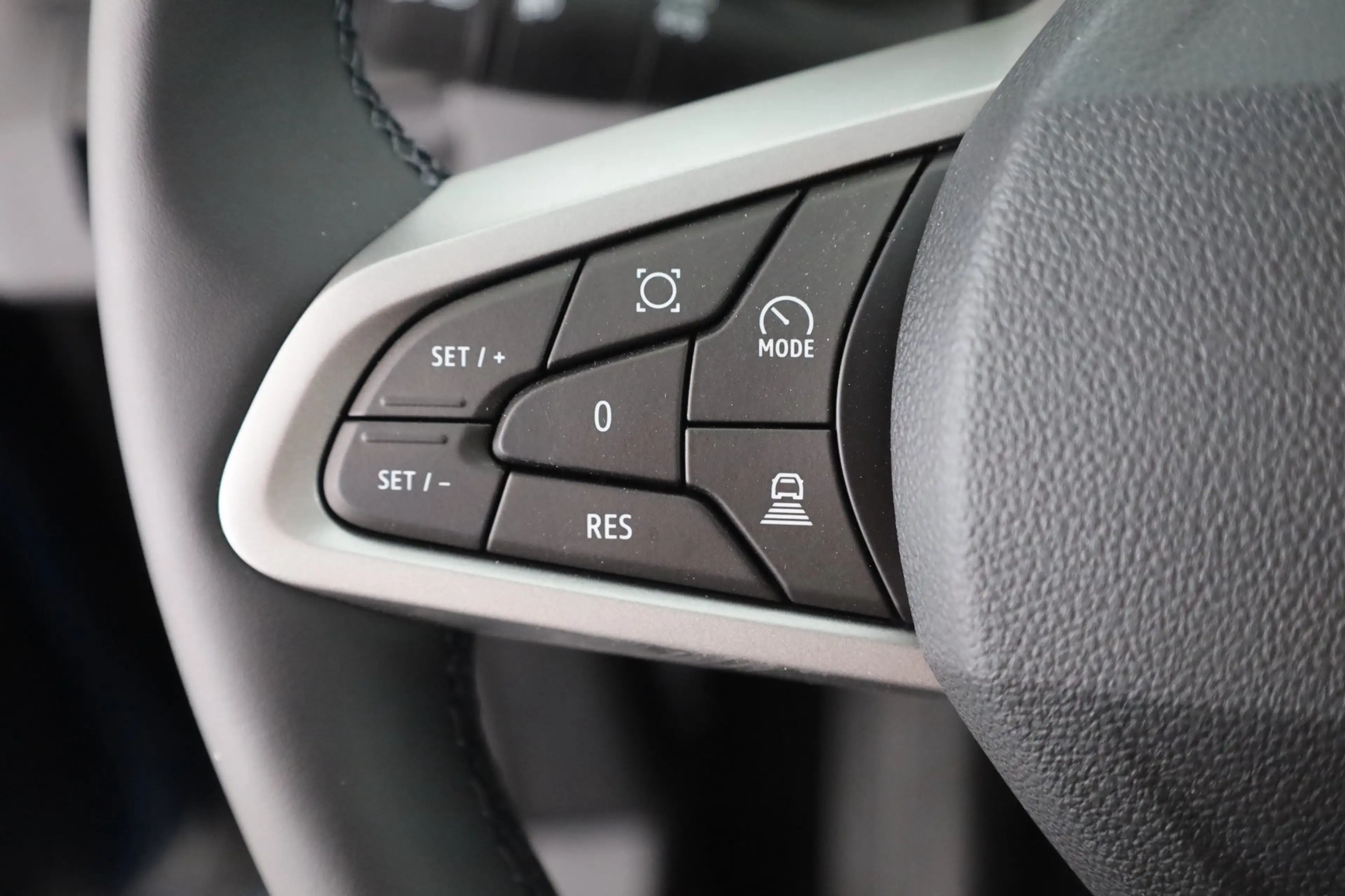 Dacia Bigster Journey HEV 155 Aut. LED ACC Navi 360° — photo 14