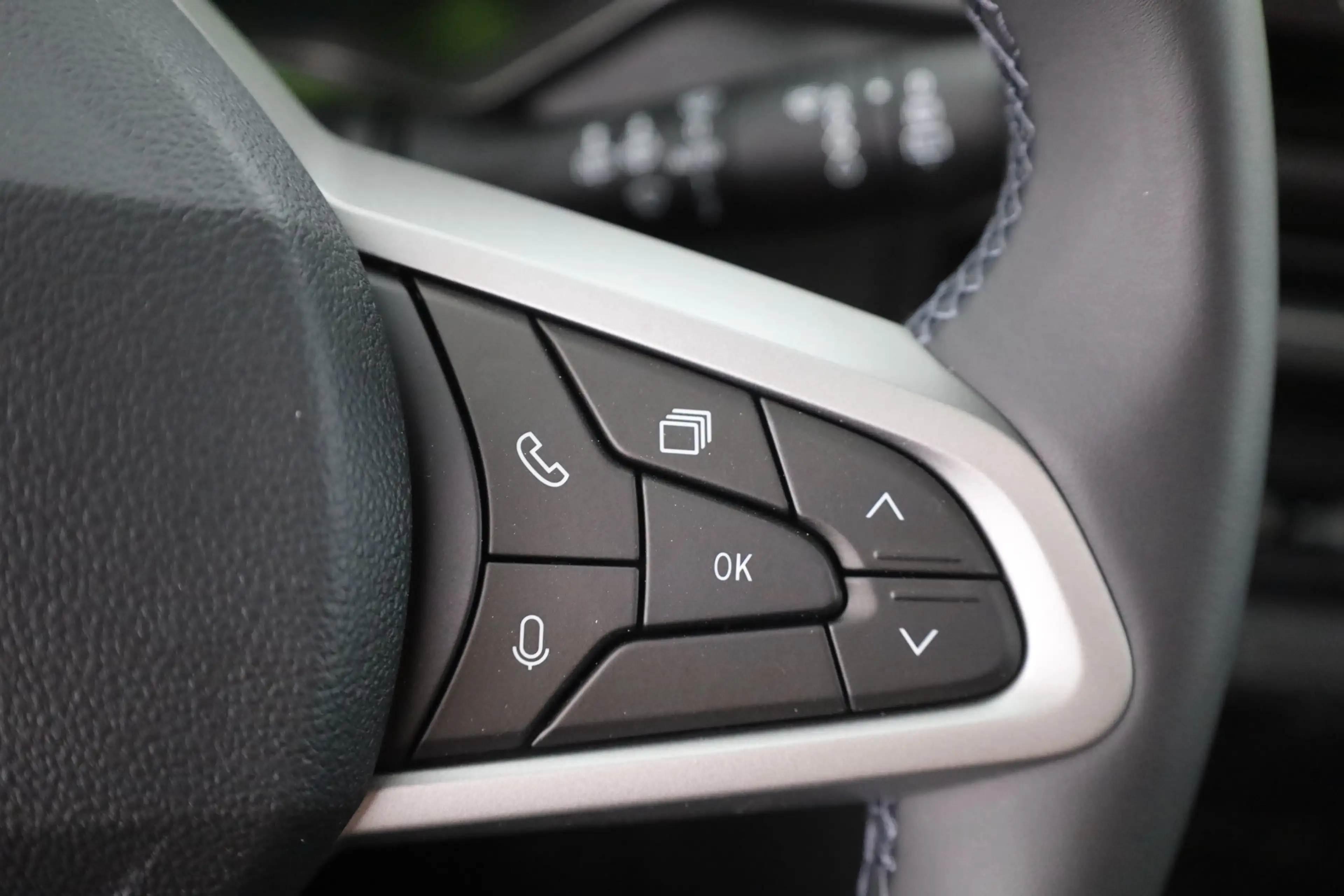 Dacia Bigster Journey HEV 155 Aut. LED ACC Navi 360° — photo 15