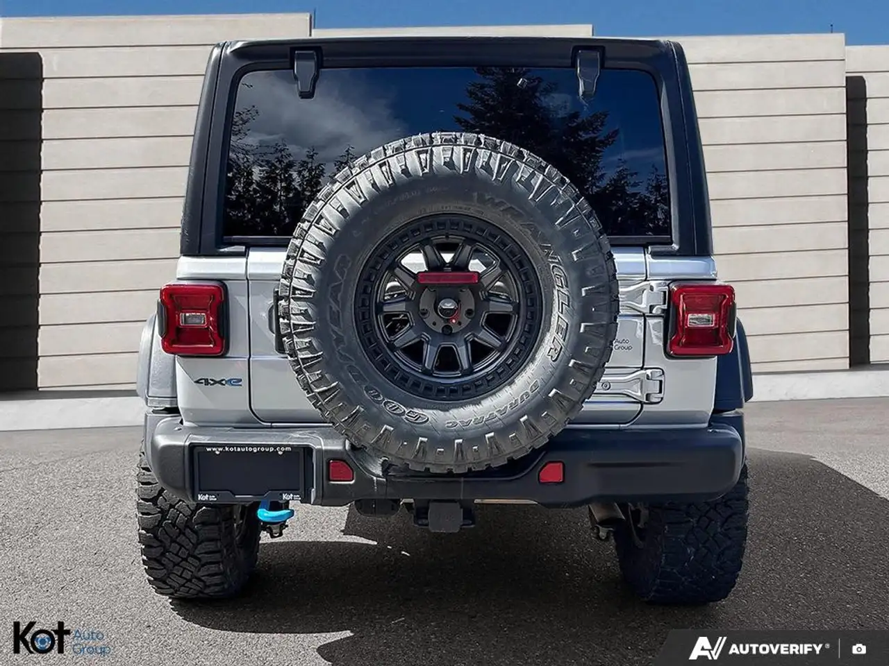 Jeep Wrangler снимка Jeep Wrangler