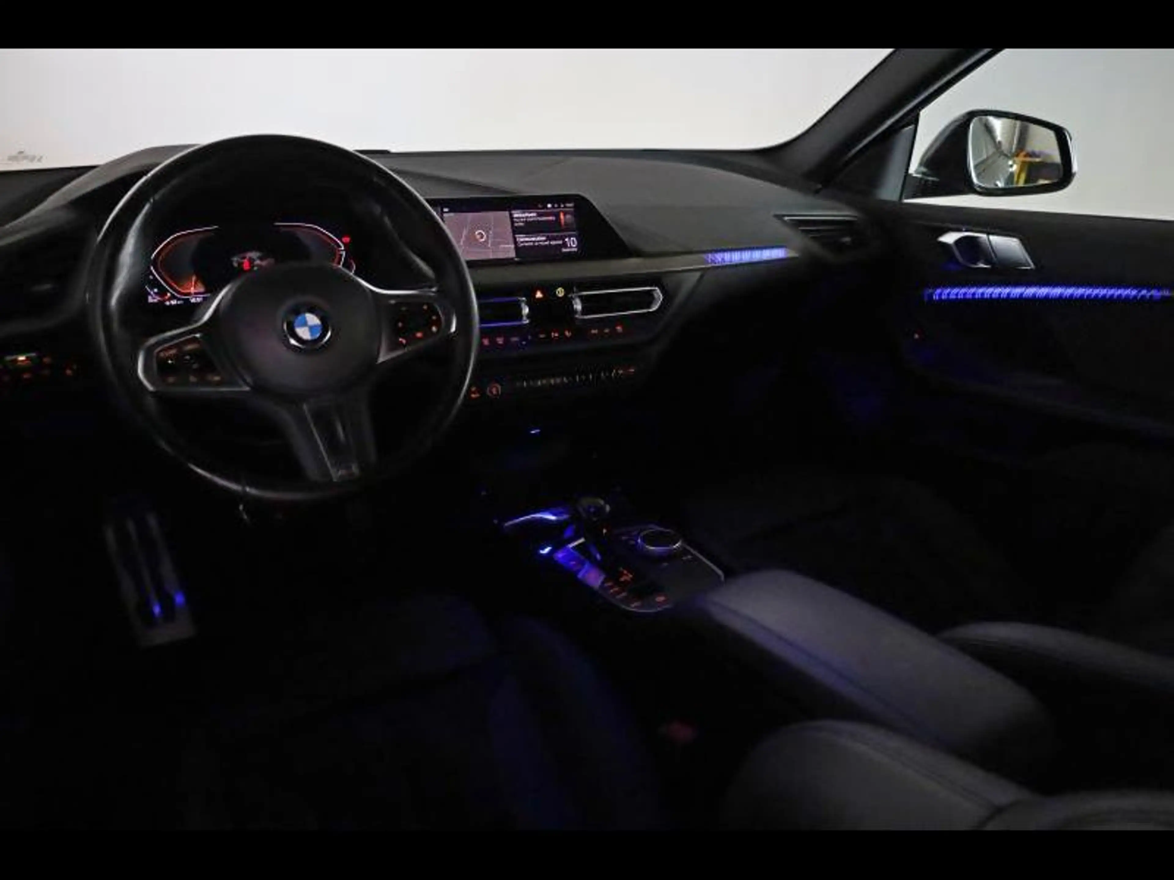 BMW 216 d Gran Coupé Kit M Sport — photo 15