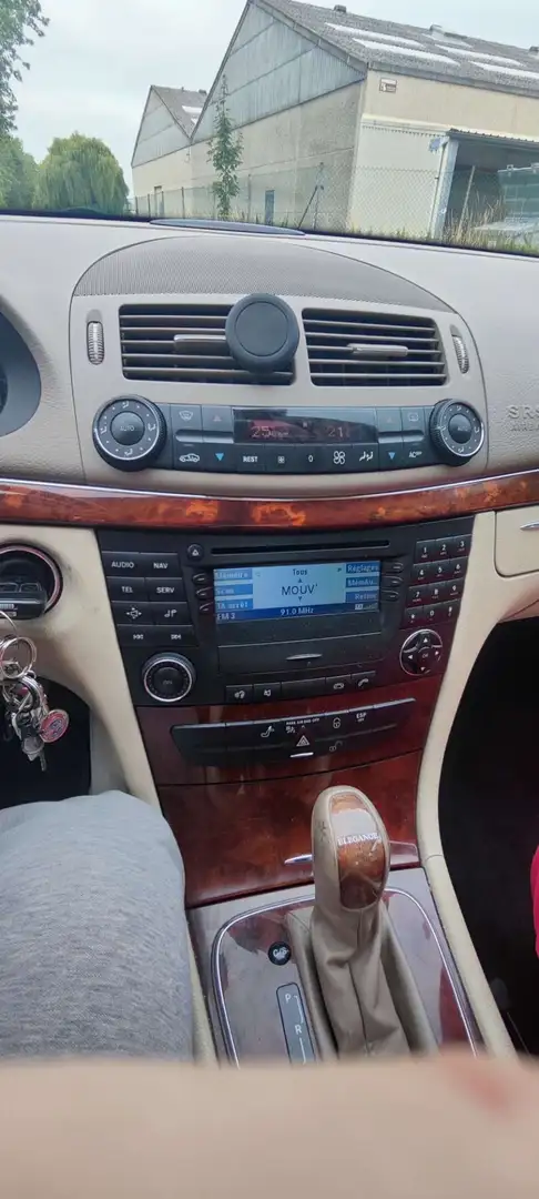 Mercedes-Benz E 220 CDI Elegance - 1