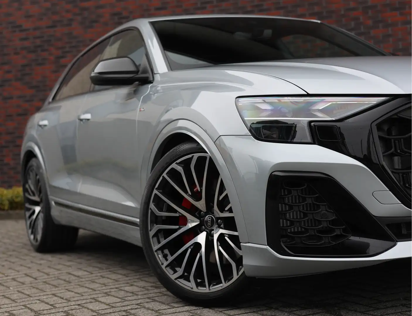 Audi Q8 60 TFSIe Quattro *B&O Advanced*HUD*Trekhaak*Massag Ezüst - 2