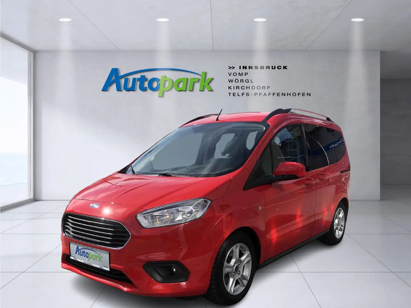 Ford Tourneo Courier Tiranium 1.5l TDCI 100PS Rood - 1