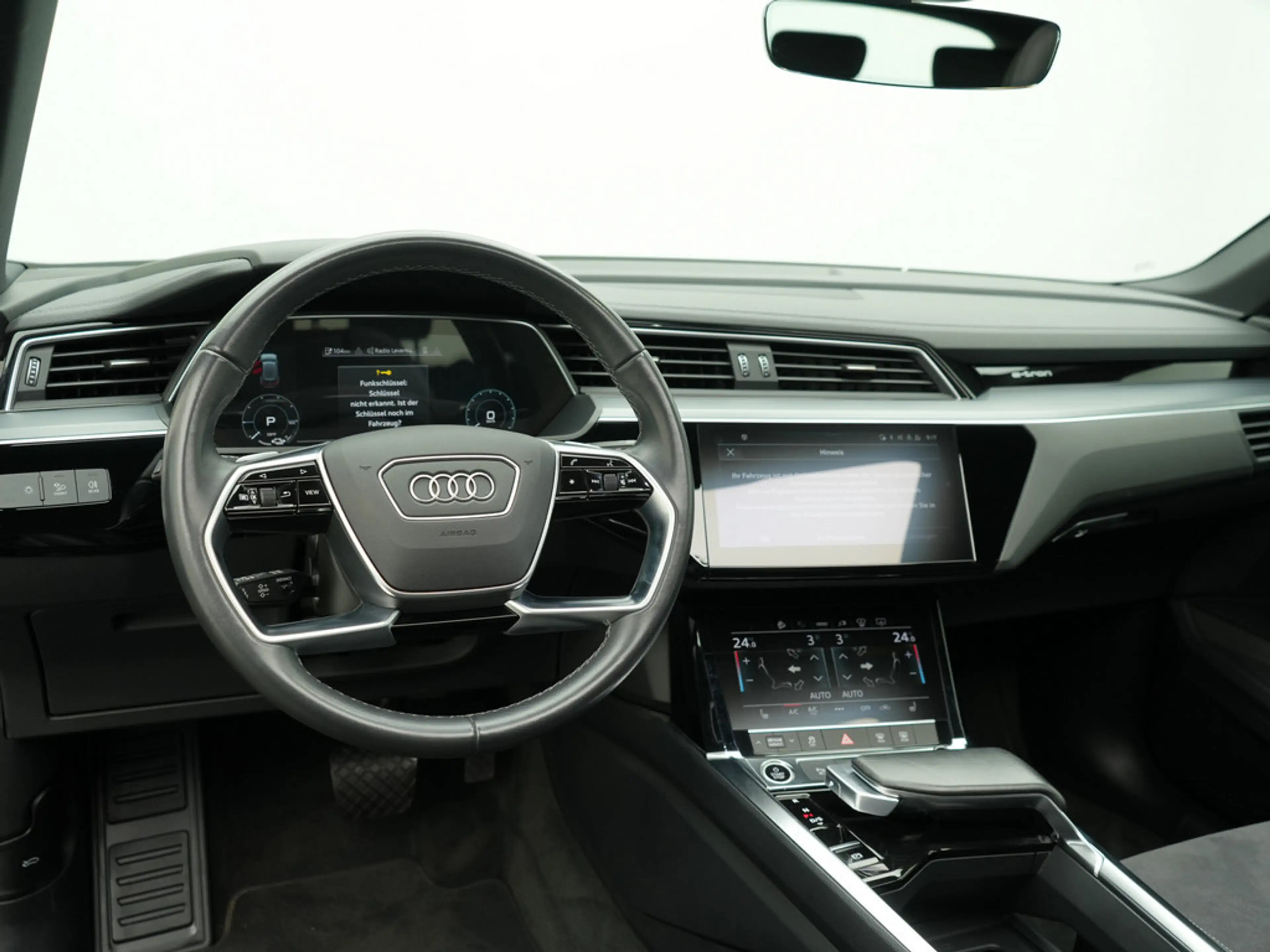 Audi Q8 e-tron quattro S line ACC PANO B&O 360°KAM — photo 5