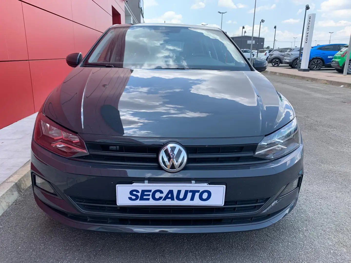 Volkswagen Polo 5 Porte 1.6 TDI SCR BlueMotion Comfortline Grigio - 1
