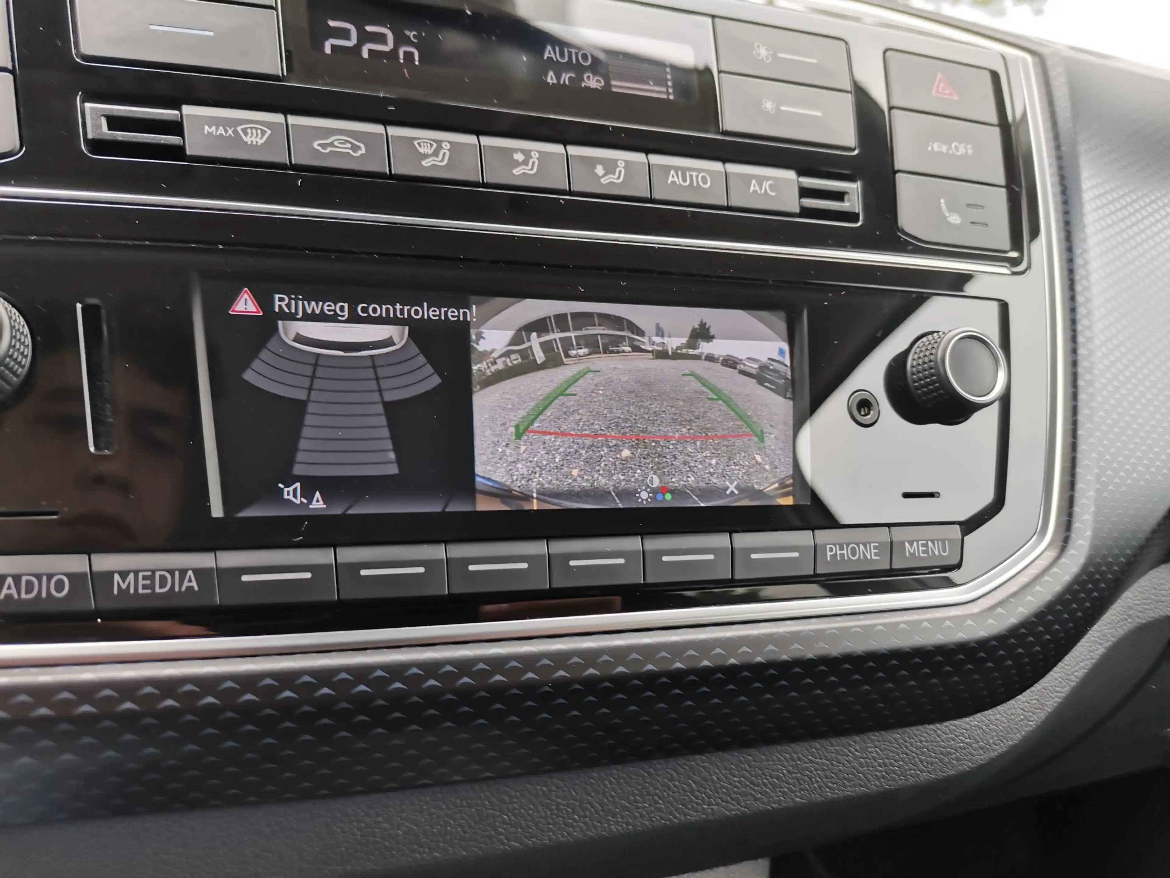 Volkswagen e-up! e-up! United (Camera,Clima,Cruise,Pdc,LM) — photo 4