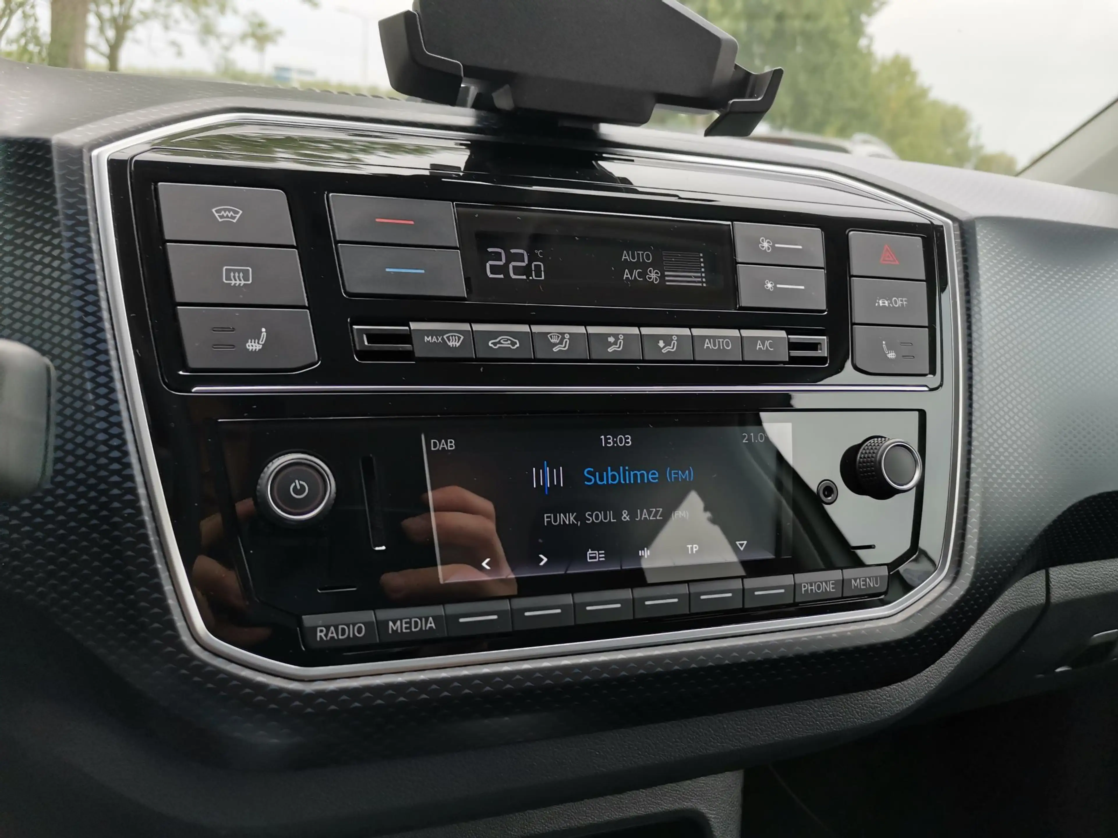 Volkswagen e-up! e-up! United (Camera,Clima,Cruise,Pdc,LM) — photo 18