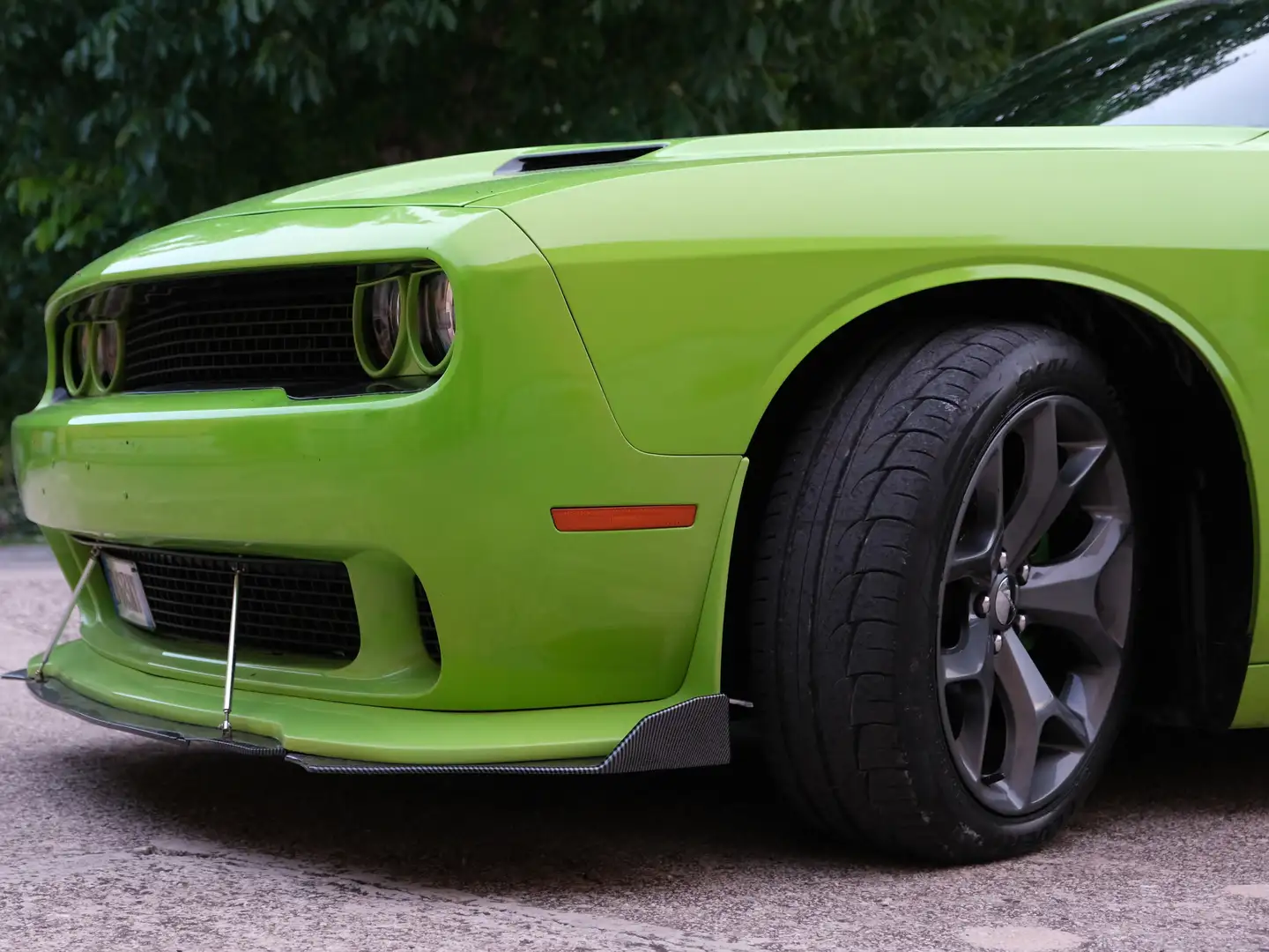 Dodge Challenger 5.7 hemi R/T Verde - 1
