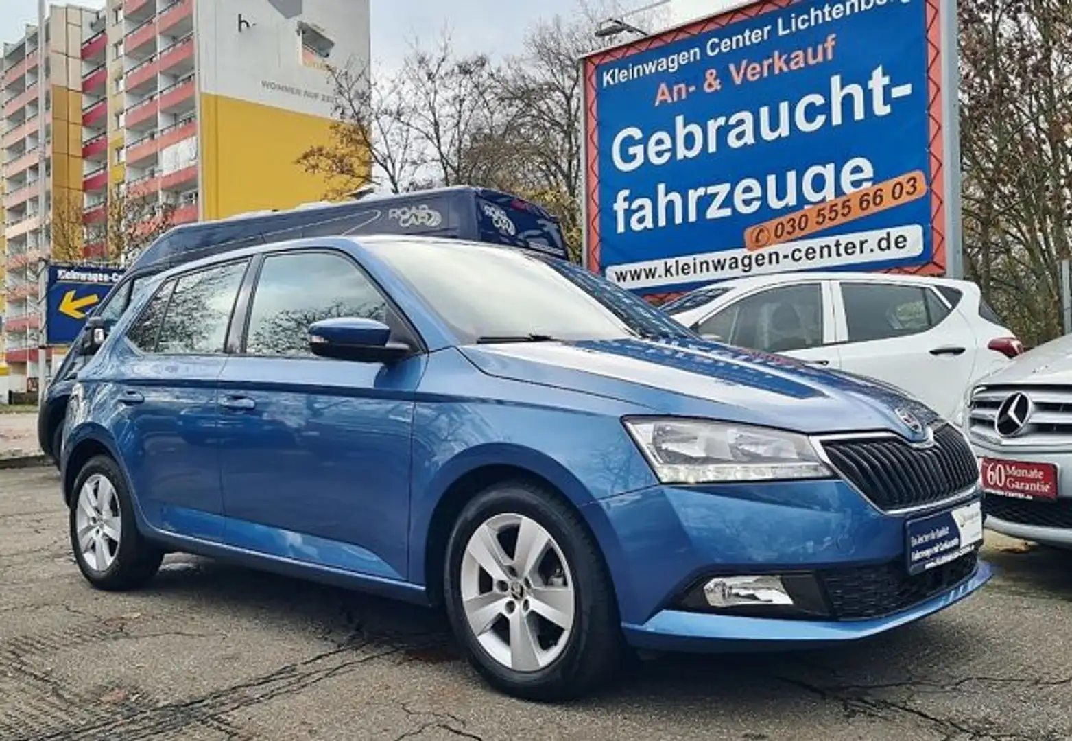 Skoda Fabia 1.0TSI Ambition Klima/Temp/Sitzh/PDC/DAB Blau - 2