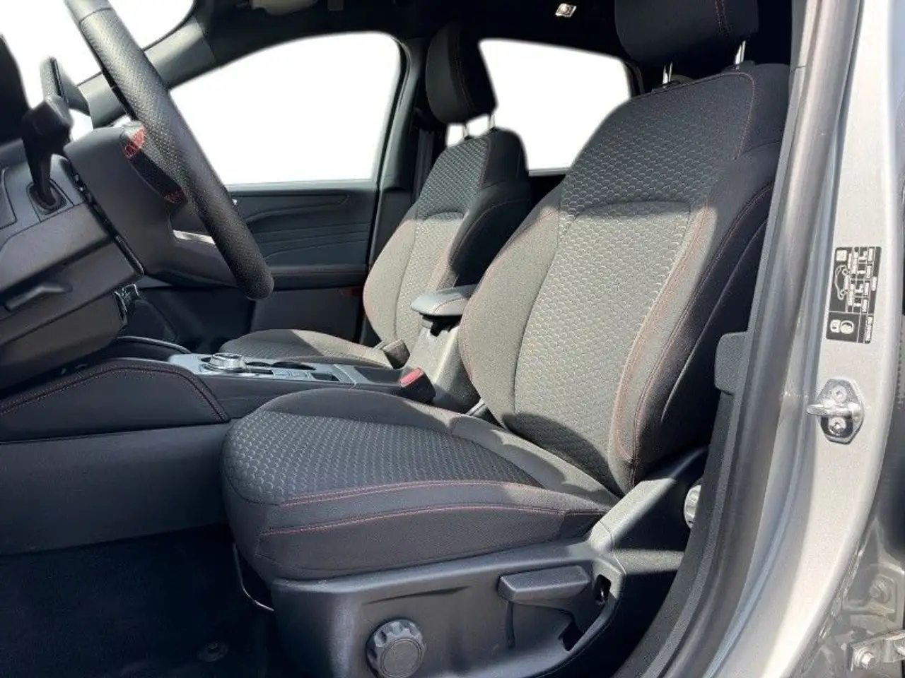 Ford Kuga ST-Line, миниатюра 27