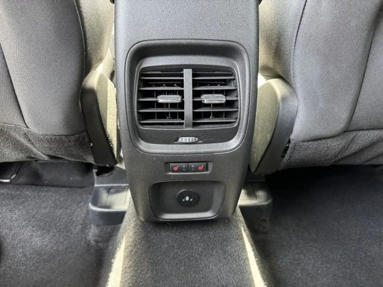 Ford Kuga ST-Line, миниатюра 23