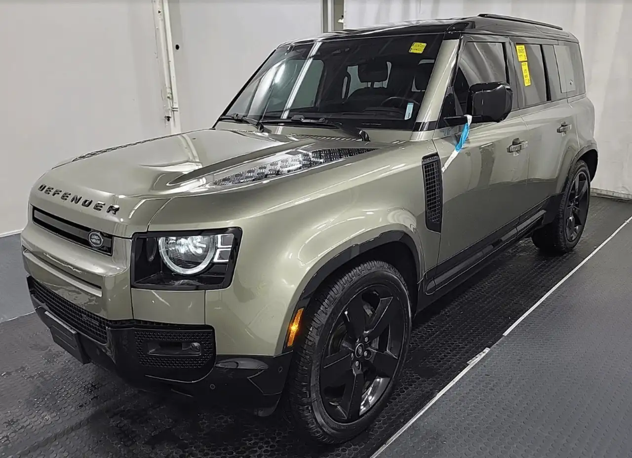 2023 Land Rover Defender