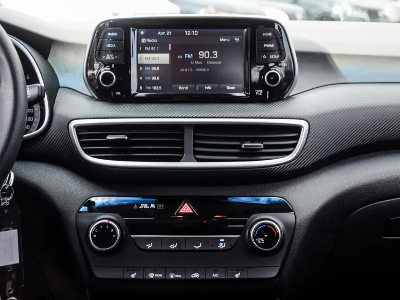 Hyundai TUCSON снимка Hyundai TUCSON