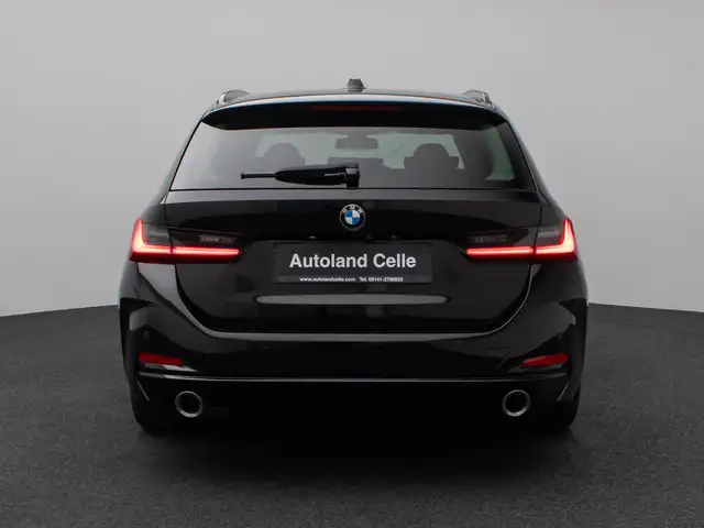 BMW 3 Series view 8
