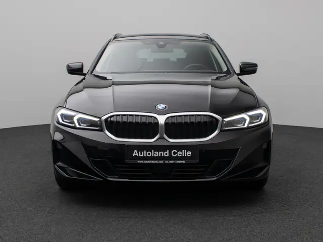 BMW 3 Series view 2