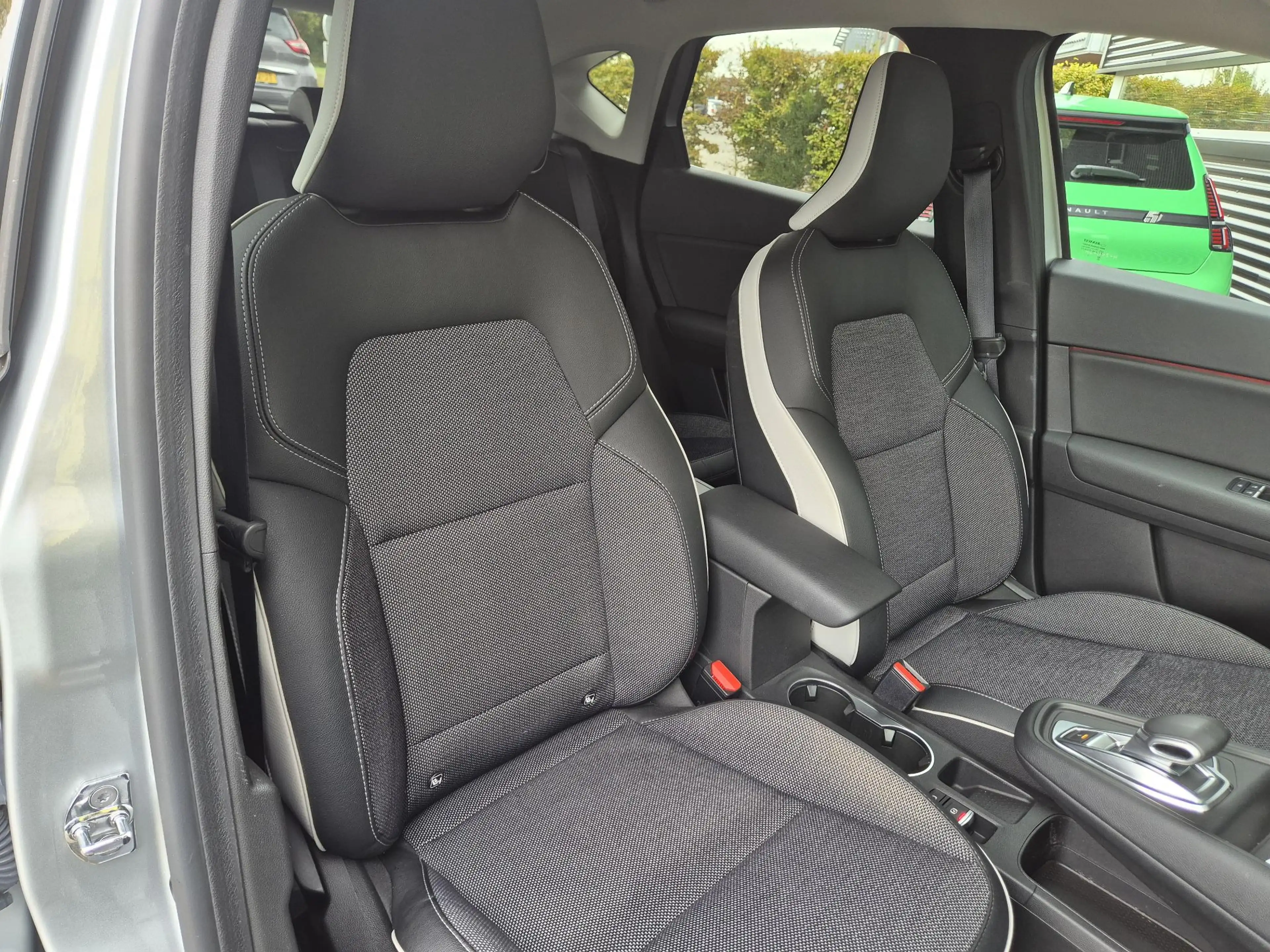 Renault Captur 1.3 TCe 130 EDC AUTOMAAT Intens Camera, Navigatie, — photo 30