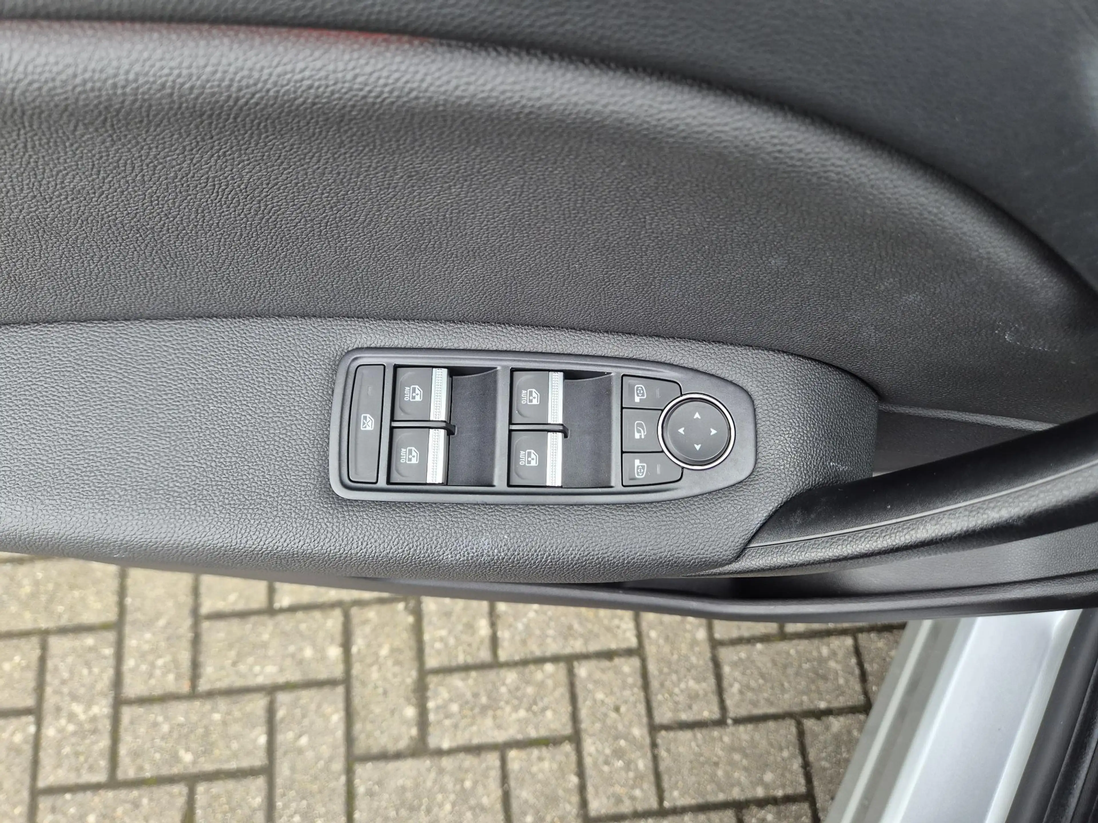 Renault Captur 1.3 TCe 130 EDC AUTOMAAT Intens Camera, Navigatie, — photo 24