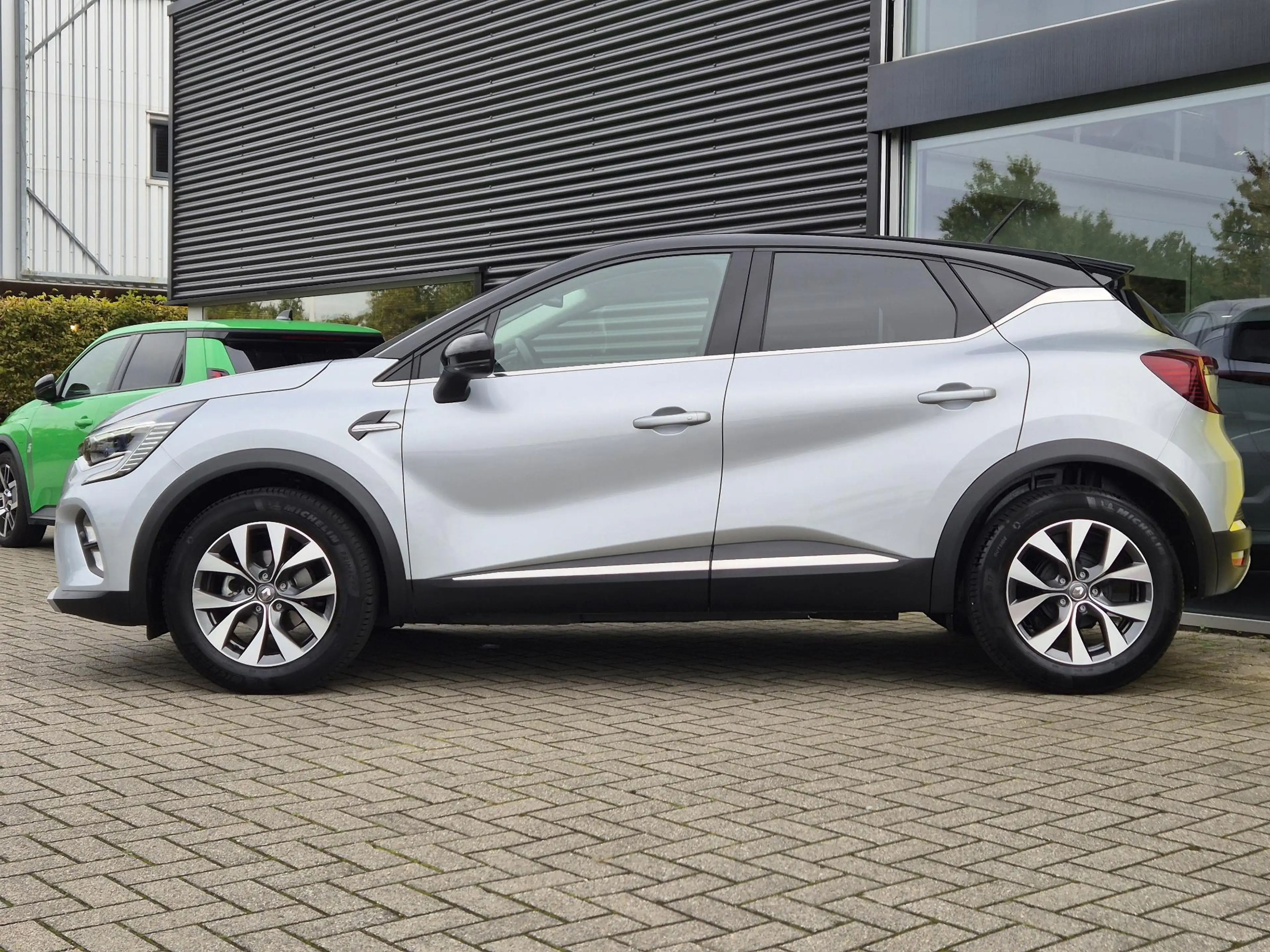Renault Captur 1.3 TCe 130 EDC AUTOMAAT Intens Camera, Navigatie, — photo 2