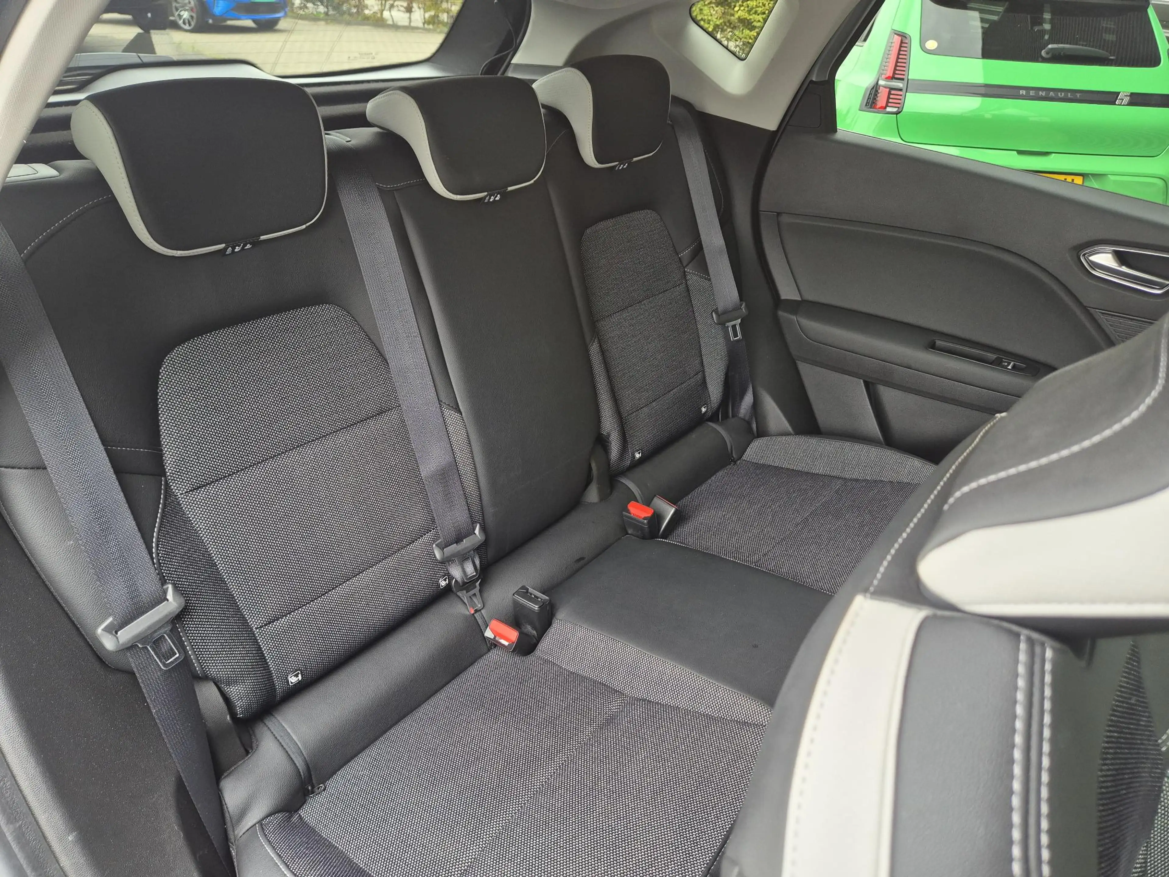 Renault Captur 1.3 TCe 130 EDC AUTOMAAT Intens Camera, Navigatie, — photo 31