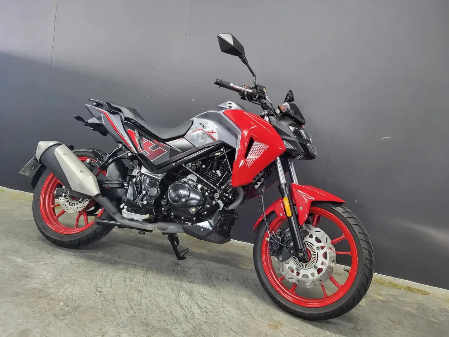 SYM NH-X 125 - 1