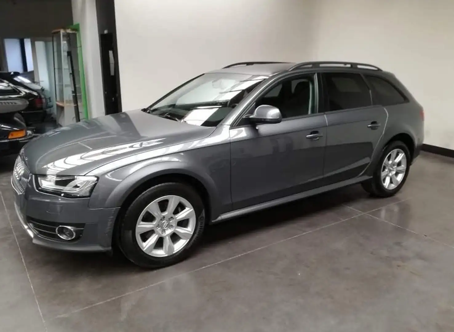 Audi A4 allroad 2.0 TDI Quattro - 1