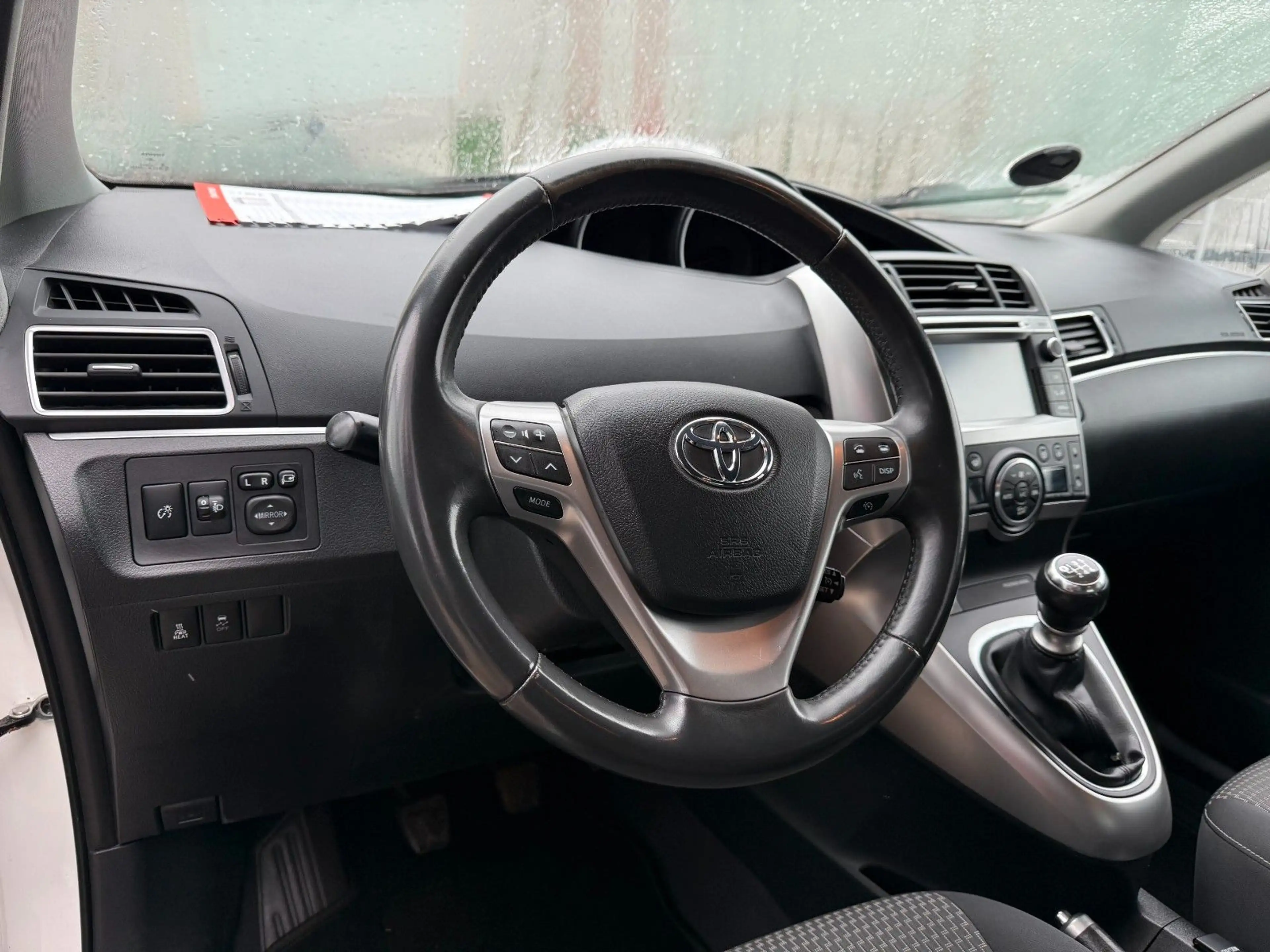 Toyota Verso Life 2.0 D-4D TÜV/INSP. Neu/AHK — photo 6