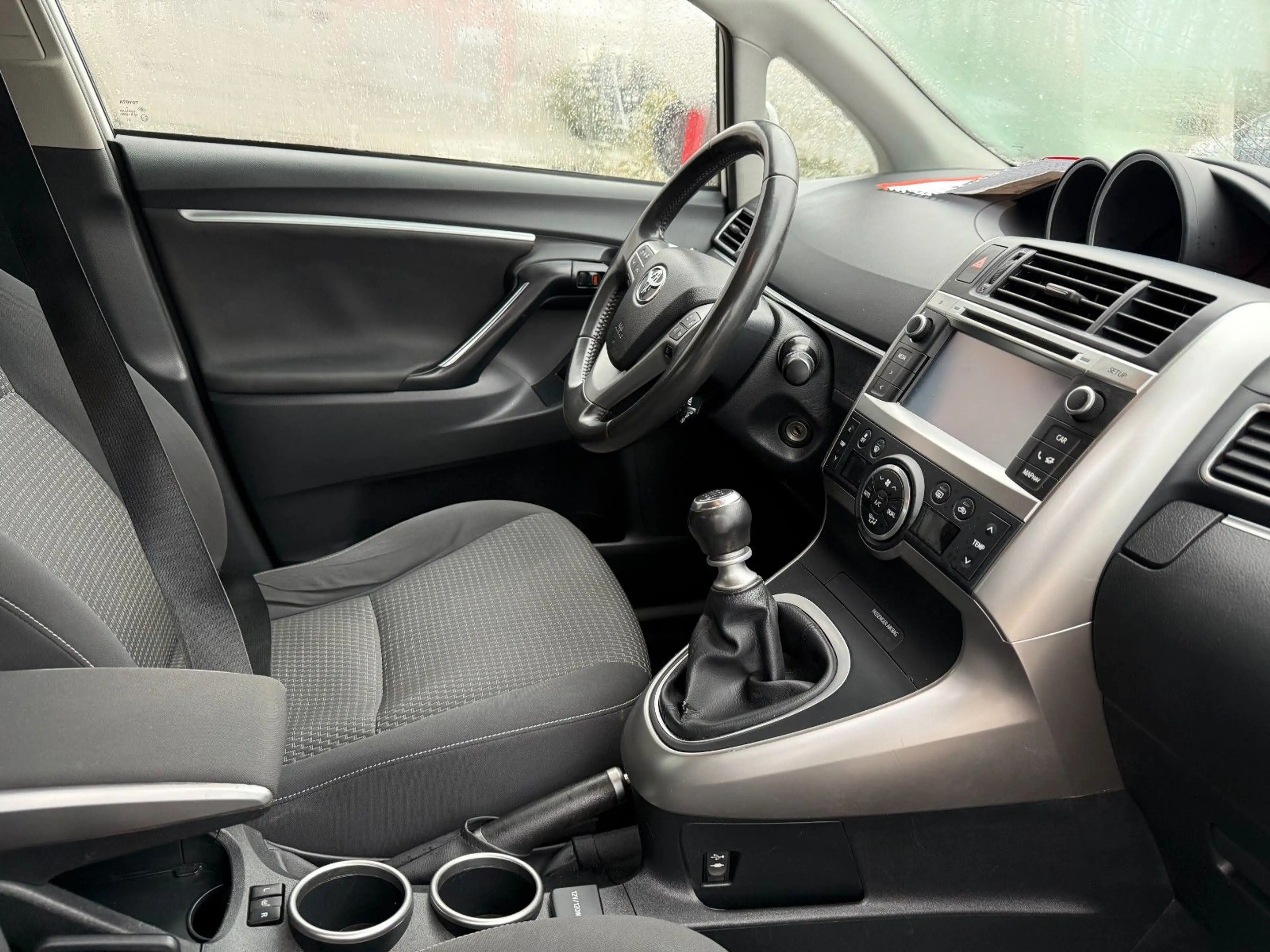 Toyota Verso Life 2.0 D-4D TÜV/INSP. Neu/AHK — photo 9