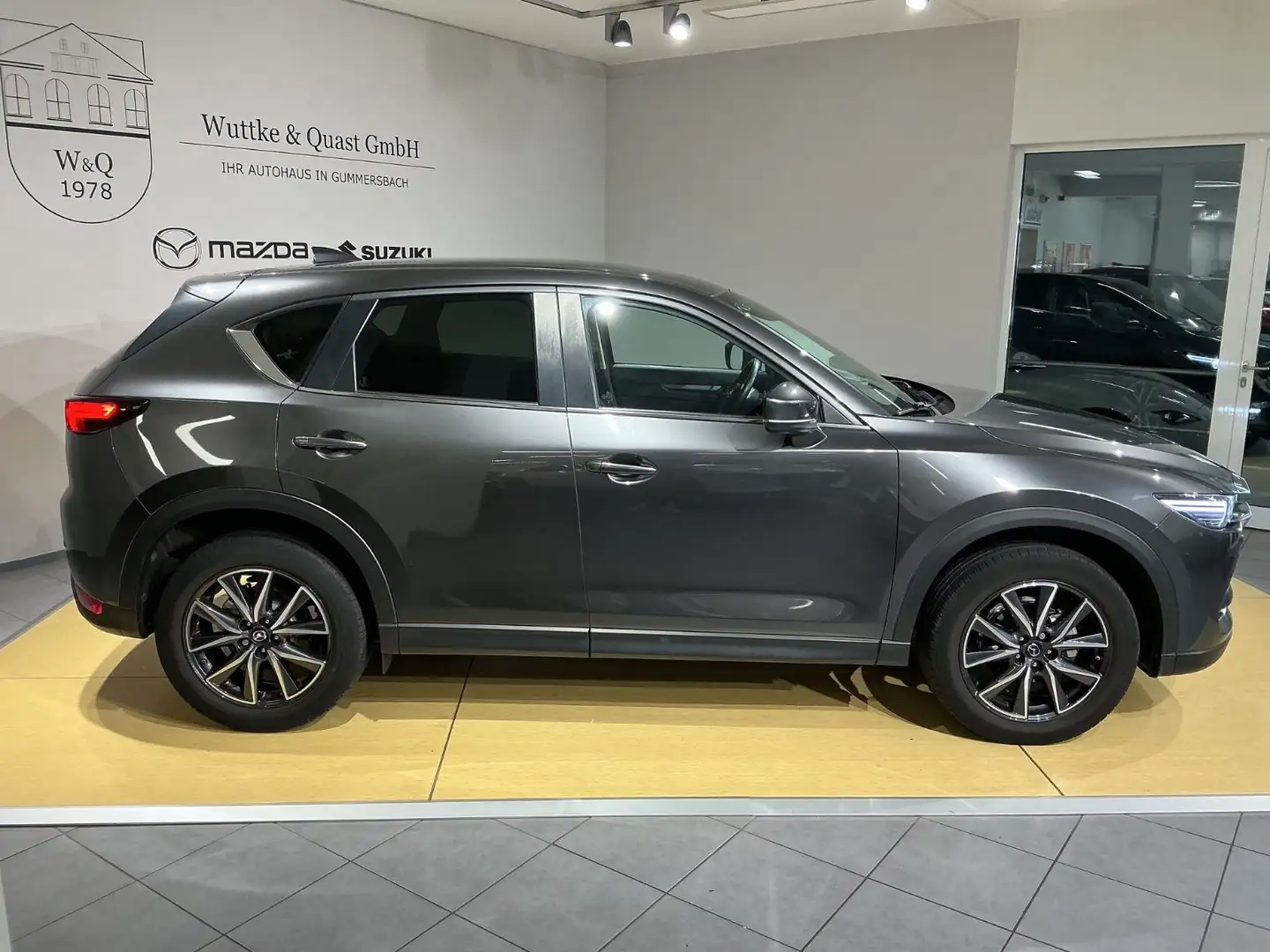 Mazda CX-5 EXCLUSIVE-LINE *AHK*LHZ*LED*Head-Up* Grijs - 2