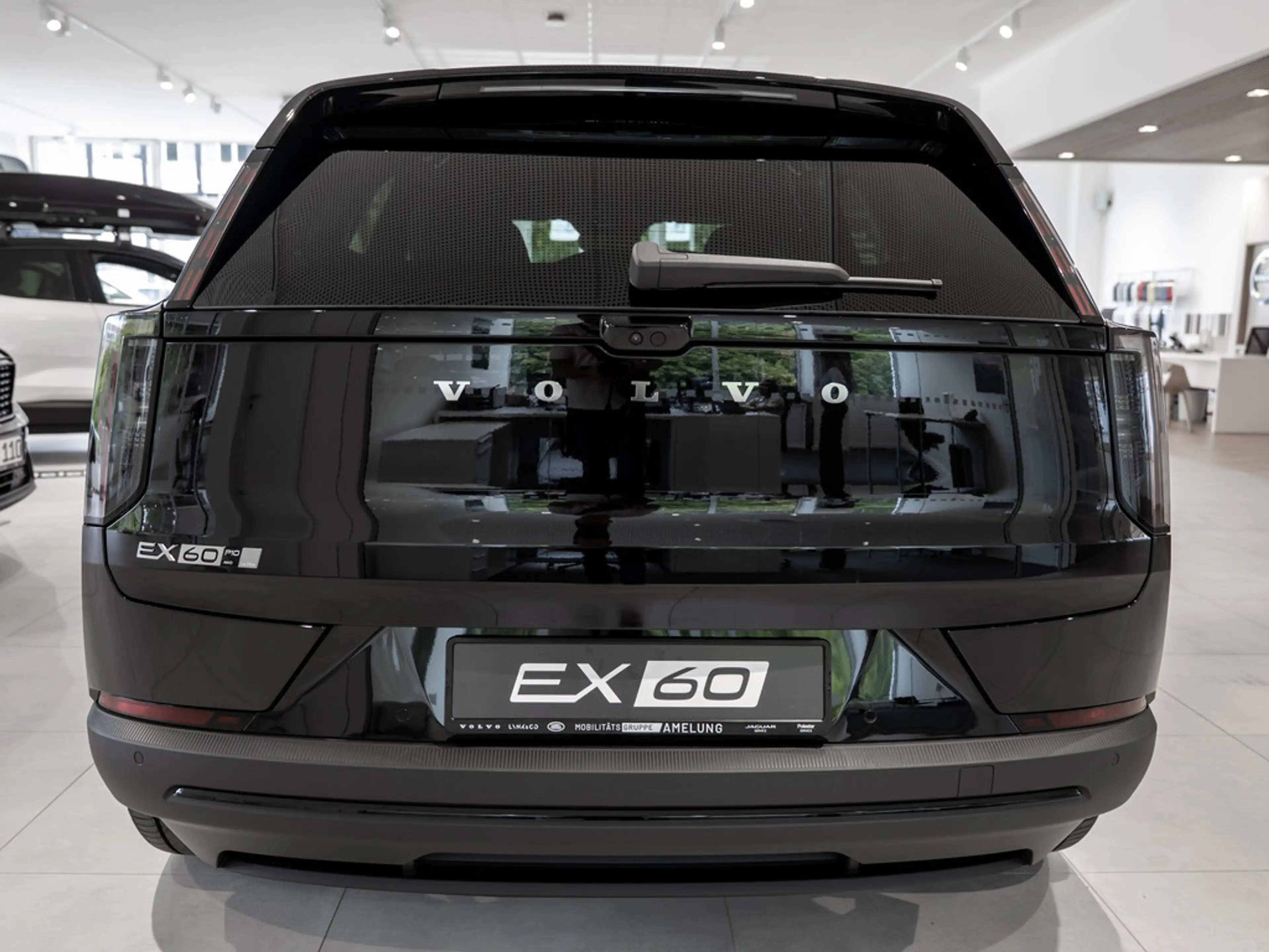 Volvo EX60 P10 Ultra AWD SITZBELÜFTUNG PANO 360° — photo 6