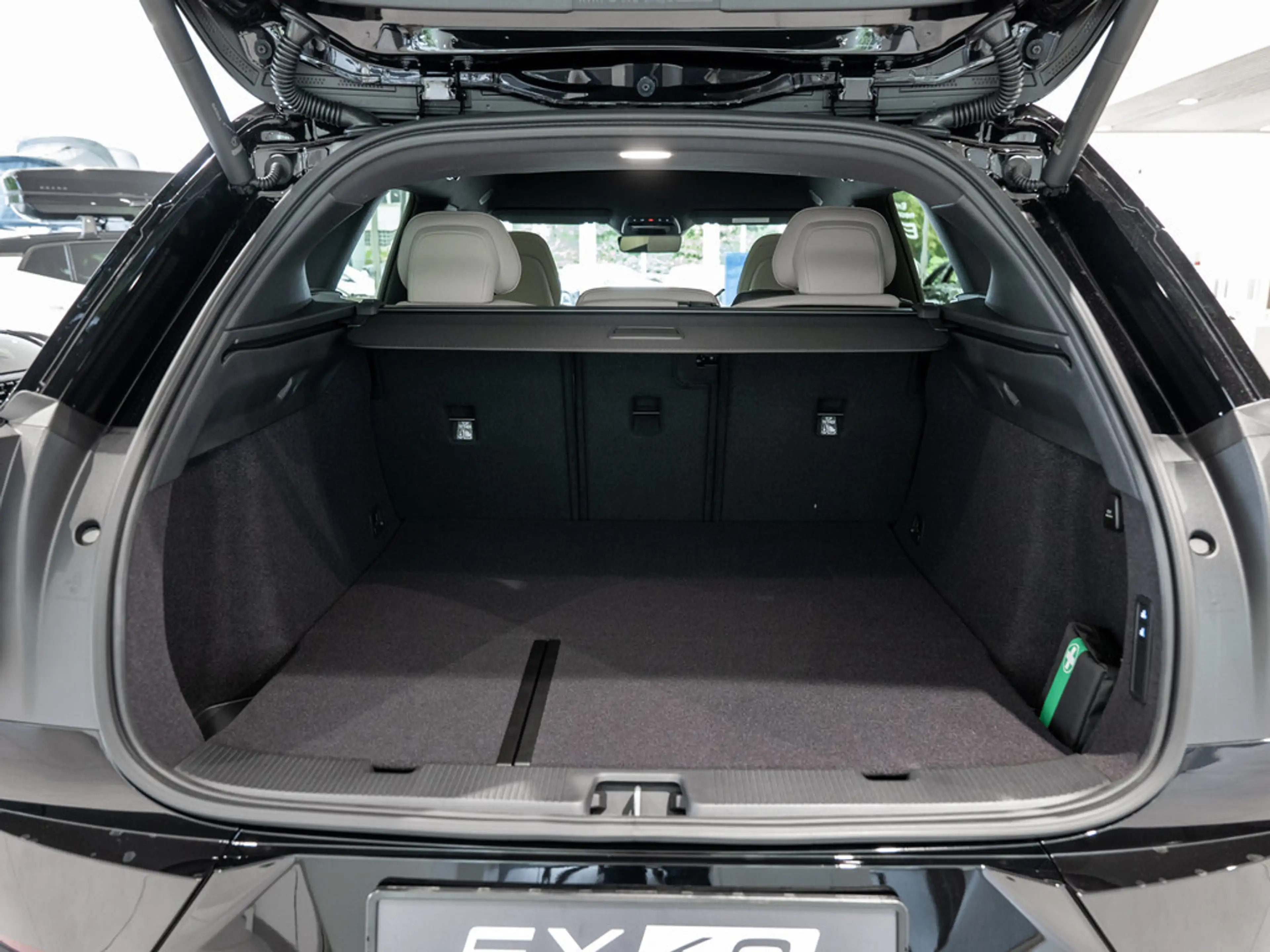 Volvo EX60 P10 Ultra AWD SITZBELÜFTUNG PANO 360° — photo 10