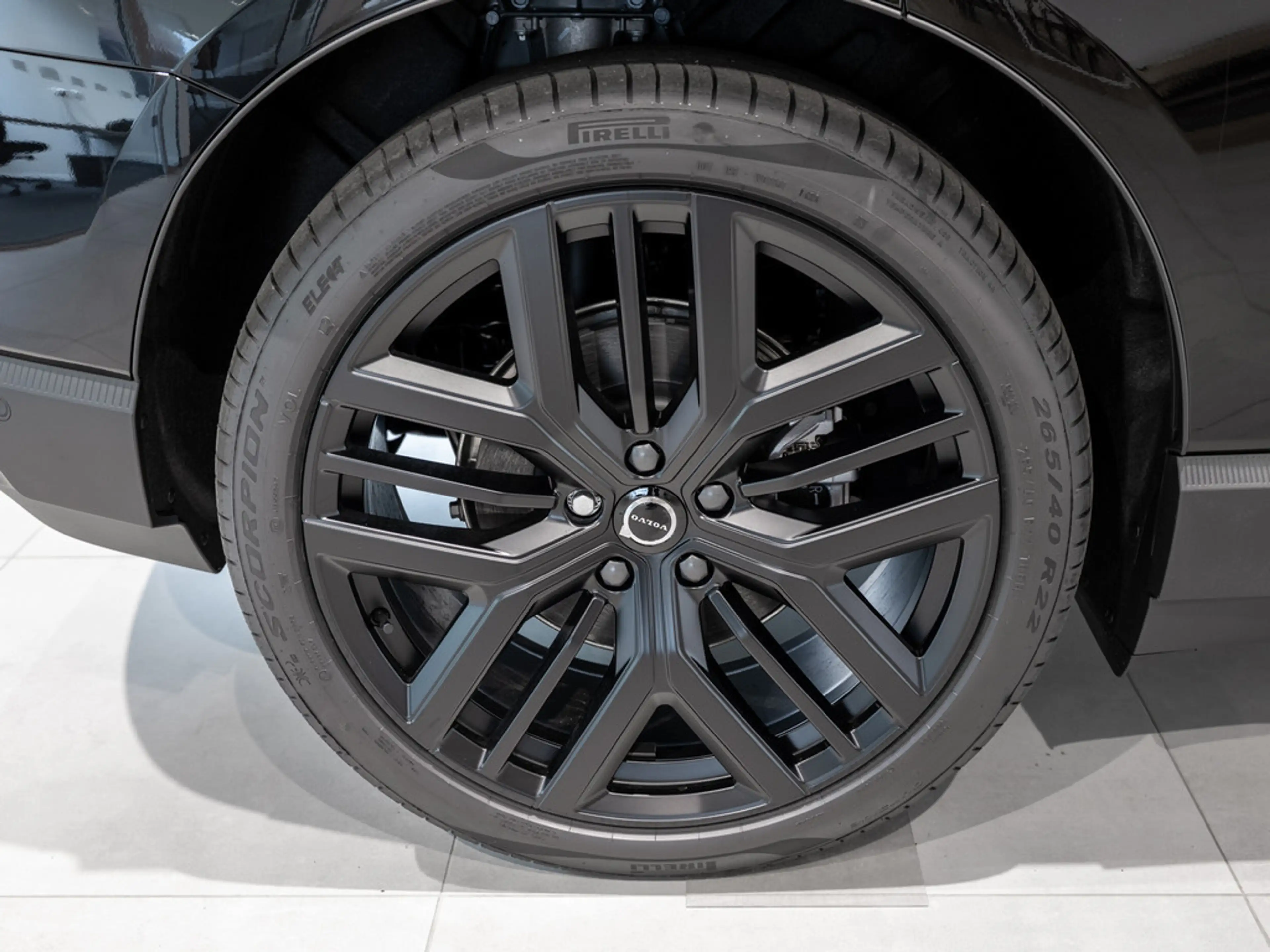 Volvo EX60 P10 Ultra AWD SITZBELÜFTUNG PANO 360° — photo 9