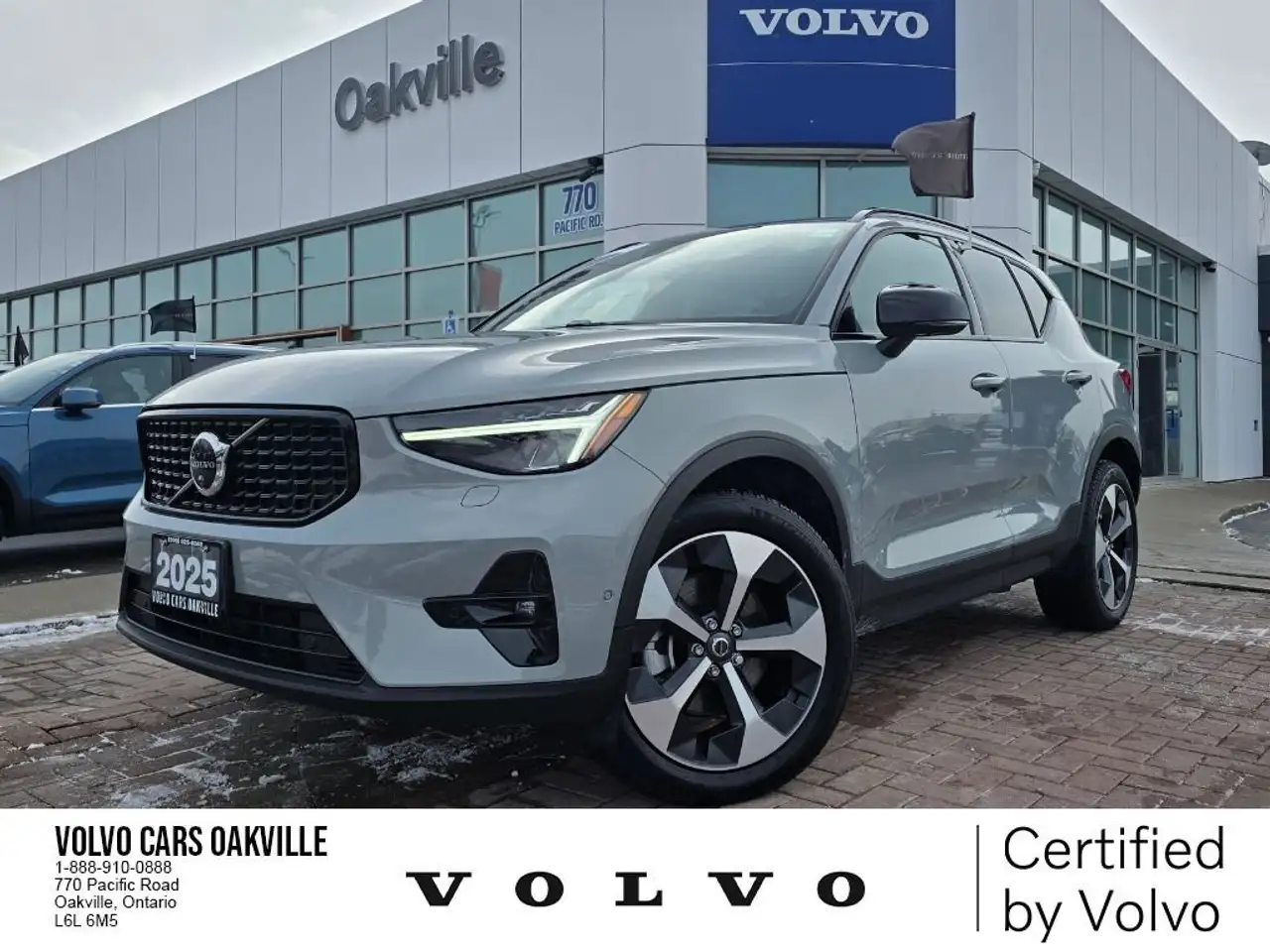 2025 Volvo XC40