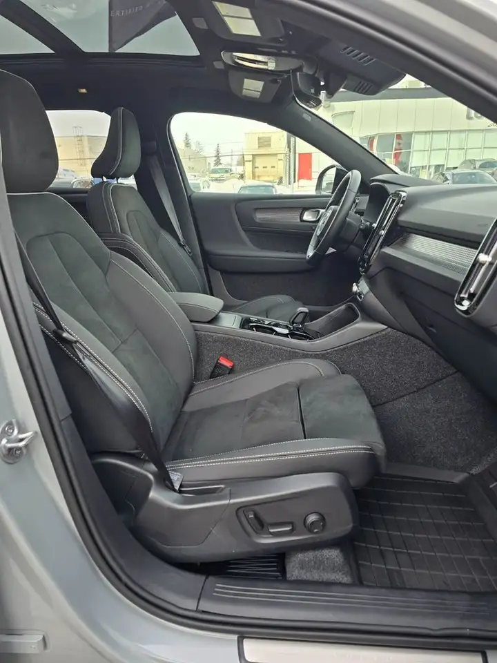 Volvo XC40 снимка Volvo XC40
