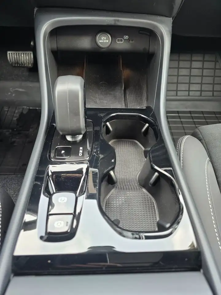 Volvo XC40 снимка Volvo XC40