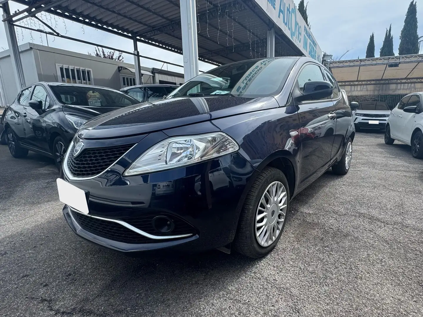 Lancia Ypsilon 1.2 69 CV Bleu - 2