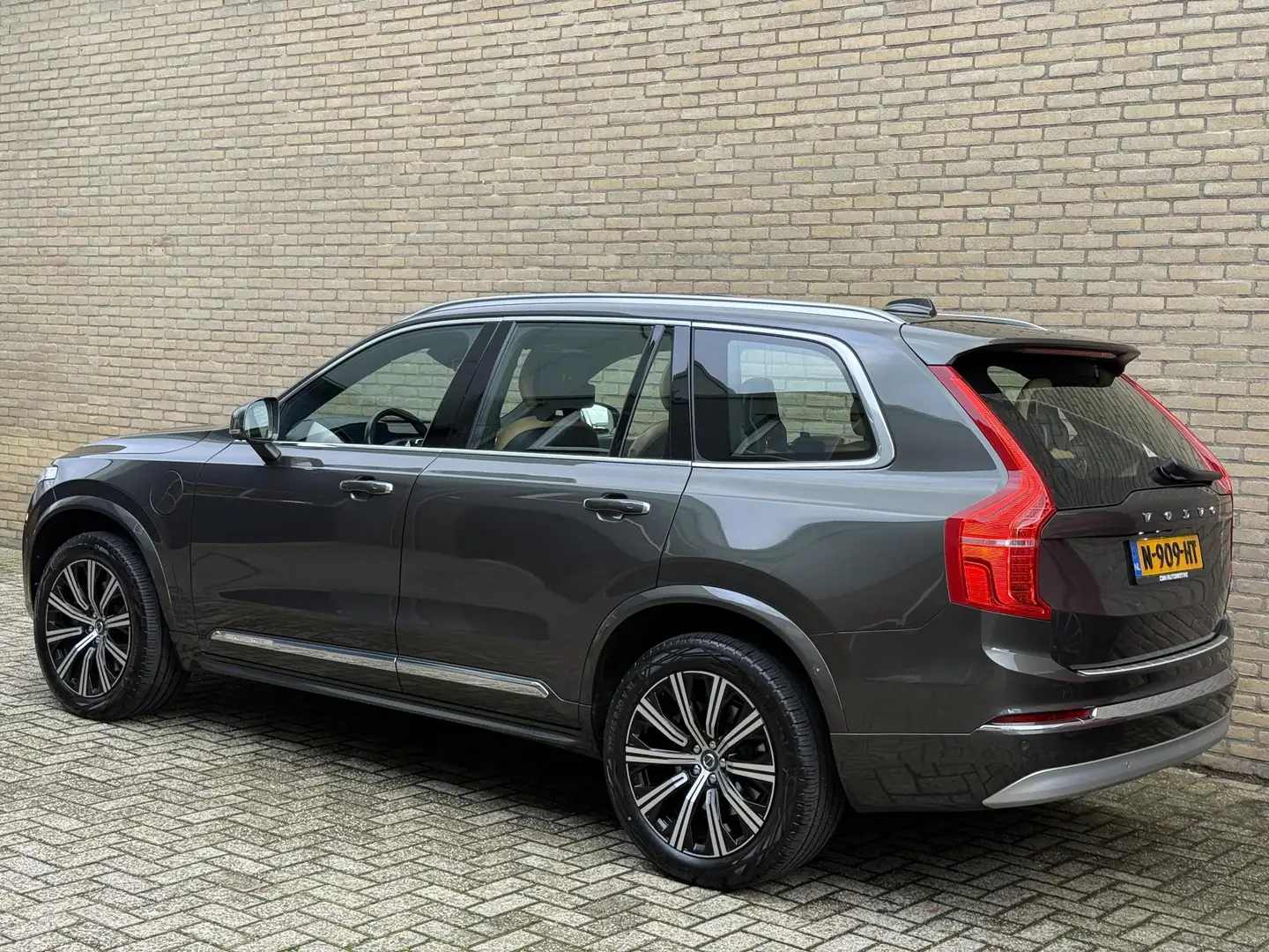 Volvo XC90 2.0 T8 Recharge AWD Inscription Exclusive | 7-zits Gris - 2