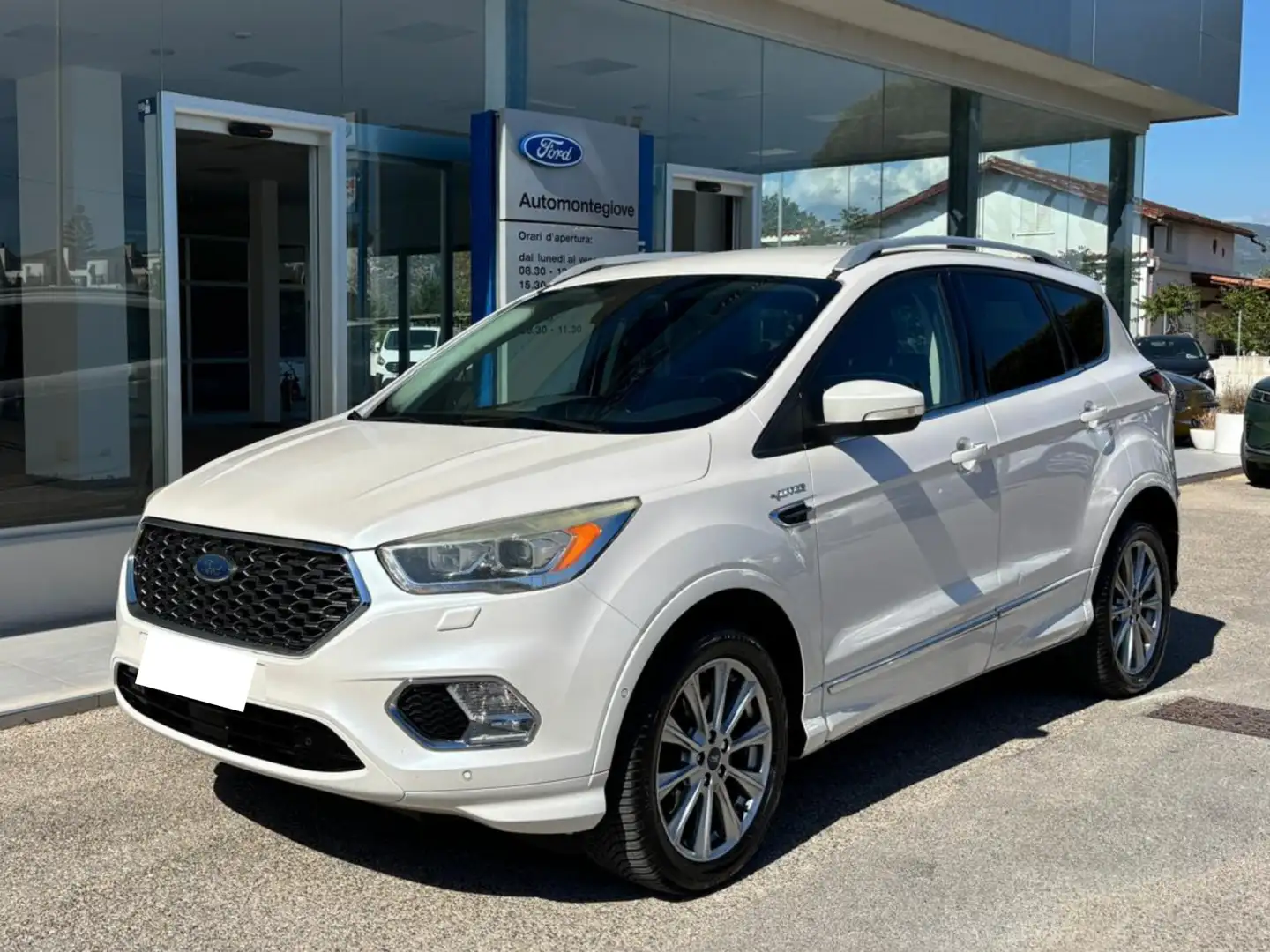 Ford Kuga 2.0 TDCI 150 CV  4WD Vignale Blanc - 1