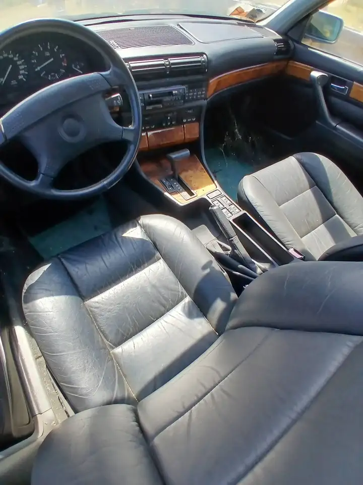 BMW 740i V8, foto 7