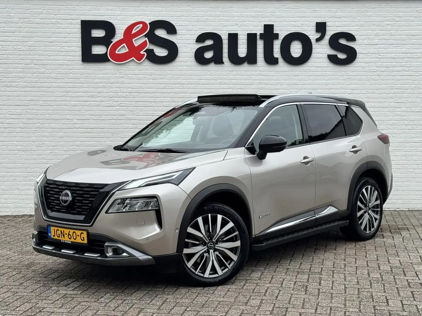 Nissan X-Trail 1.5 e-4orce Tekna Plus 4WD Adaptive cruise Climate Grau - 1