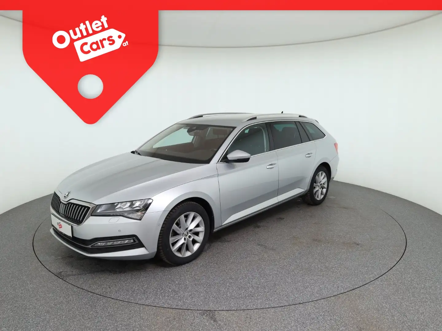 Skoda Superb Combi 2.0 TDI Style DSG LED+NAV+RFK+RADAR Silber - 1